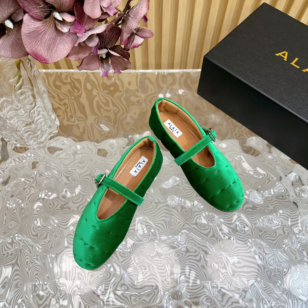 ALAIA BALLET FLATS IN EMERALD GREEN VELVET