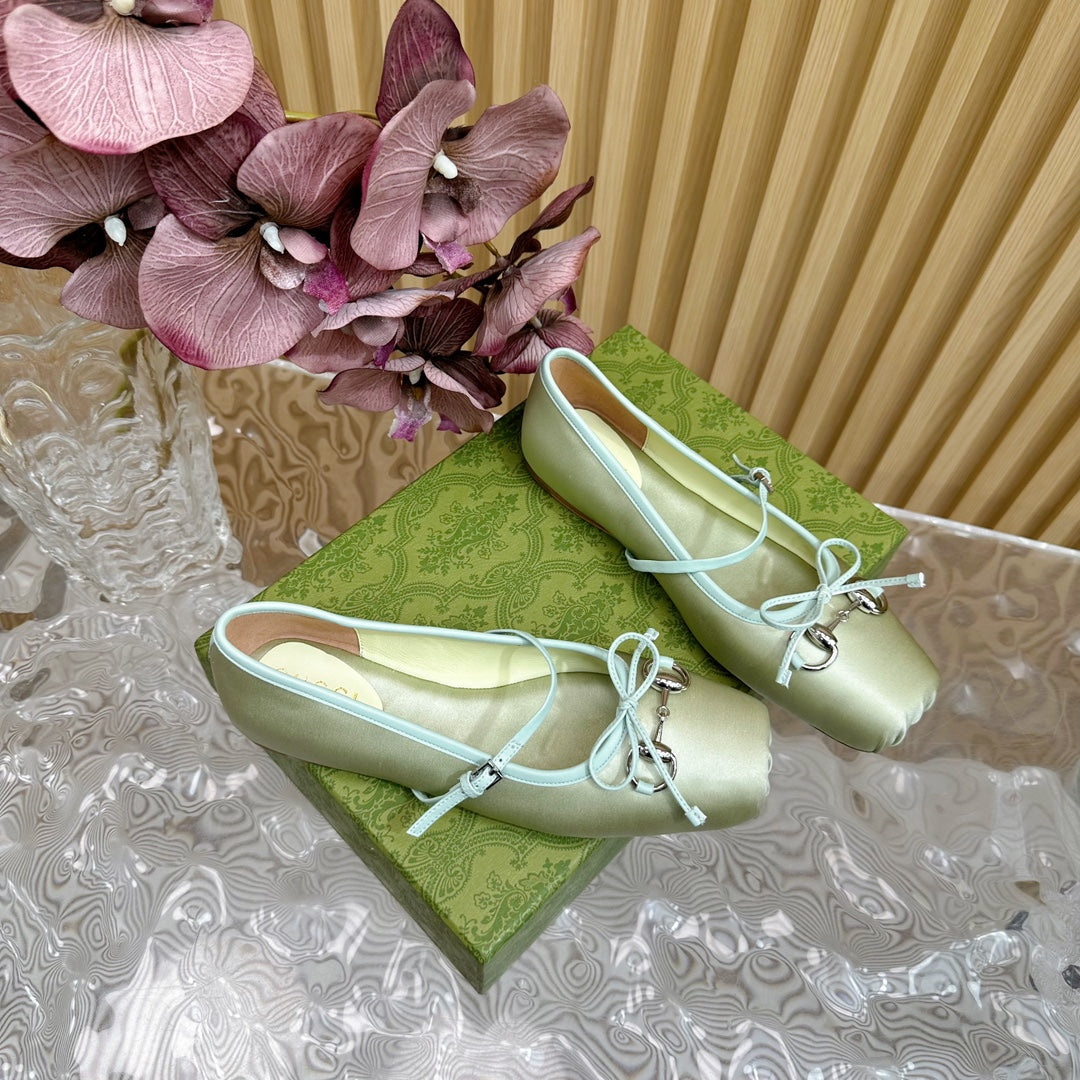 BALLET FLAT IN JADE GREEN SILK WITH SILVER HARDWARE