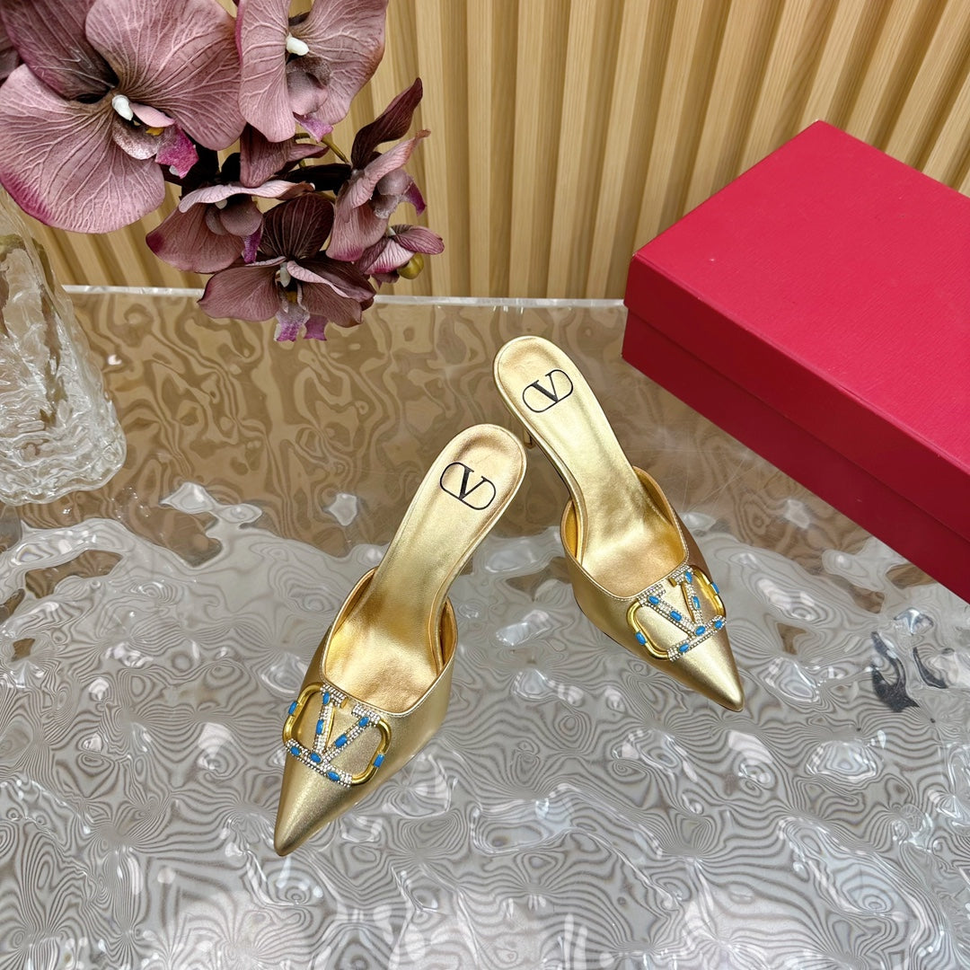 HIGH PUMP MULE 80MM IN GOLD CALFSKIN