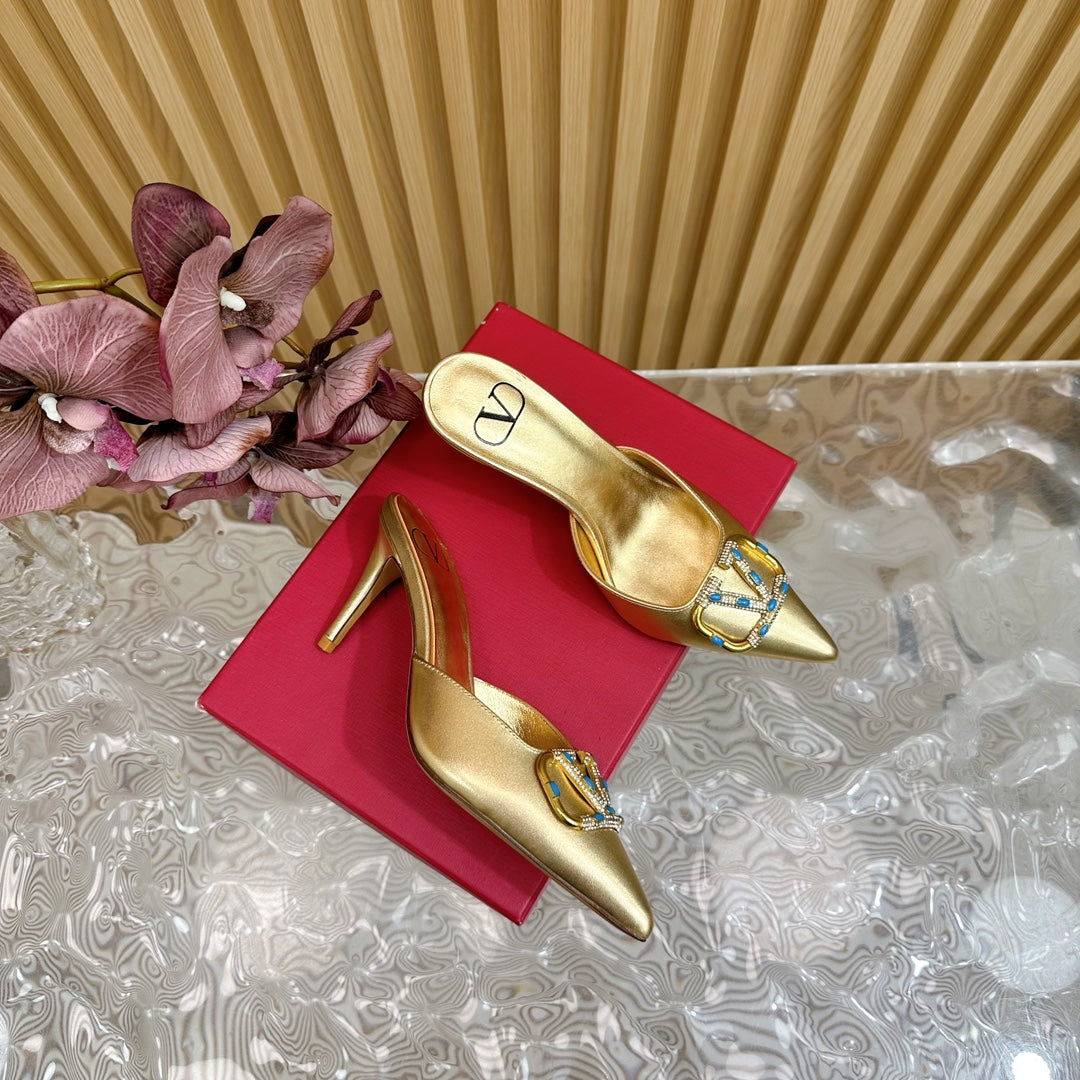 HIGH PUMP MULE 80MM IN GOLD CALFSKIN