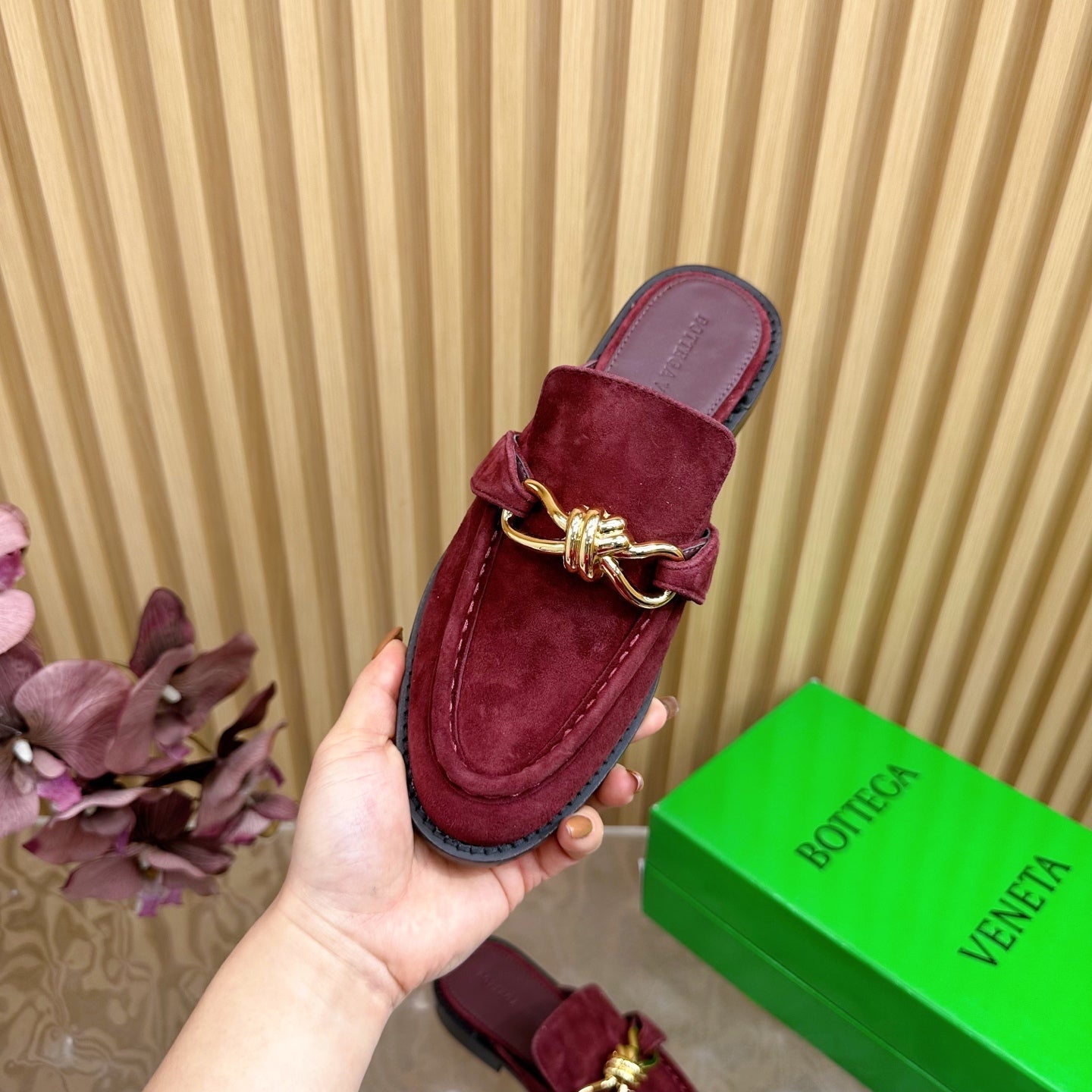 OPEN-BACK LOAFER REALISED IN GARNET RED SUEDE WITH SIGNATURE METALLIC KNOT DETAIL