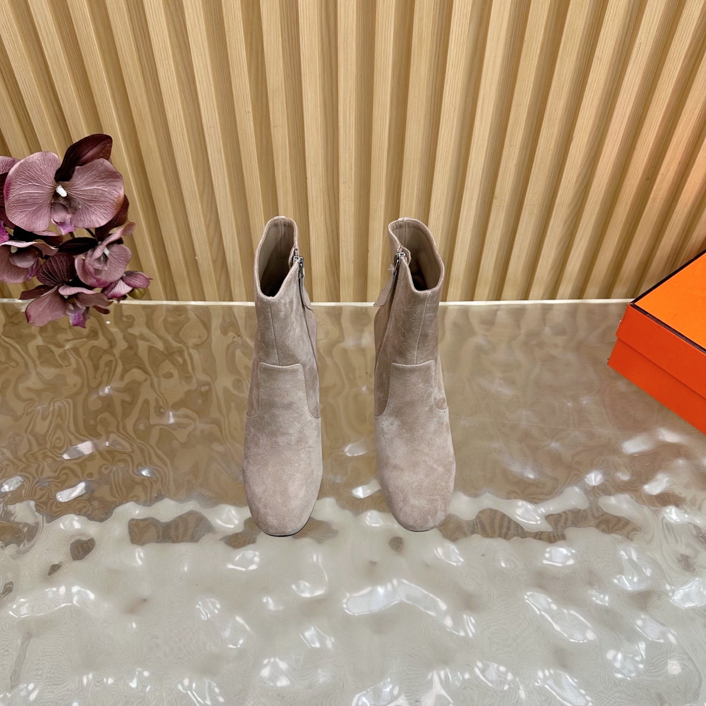 HM 25S ANKLE BOOTS 70 MM IN DUSTY BEIGE SUEDE