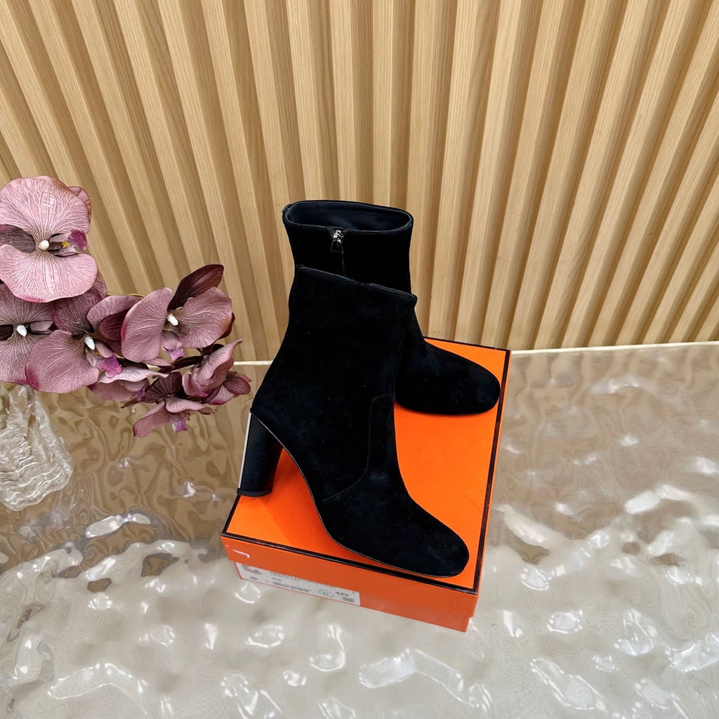 HM 25S ANKLE BOOTS 70 MM IN BLACK SUEDE