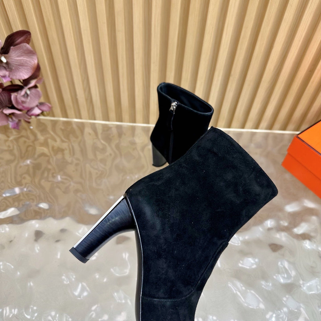 HM 25S ANKLE BOOTS 70 MM IN BLACK SUEDE