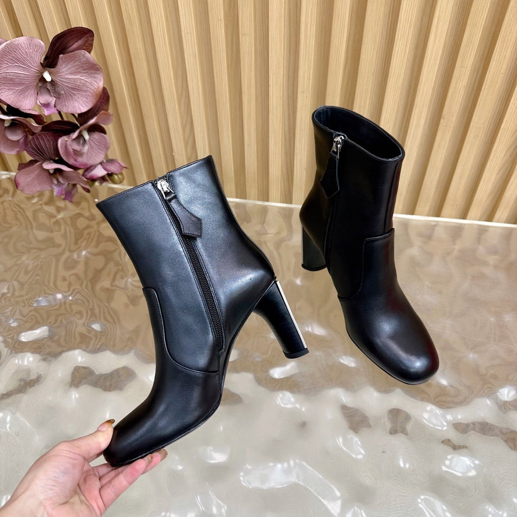 HM 25S ANKLE BOOTS 70 MM IN BLACK LAMBSKIN