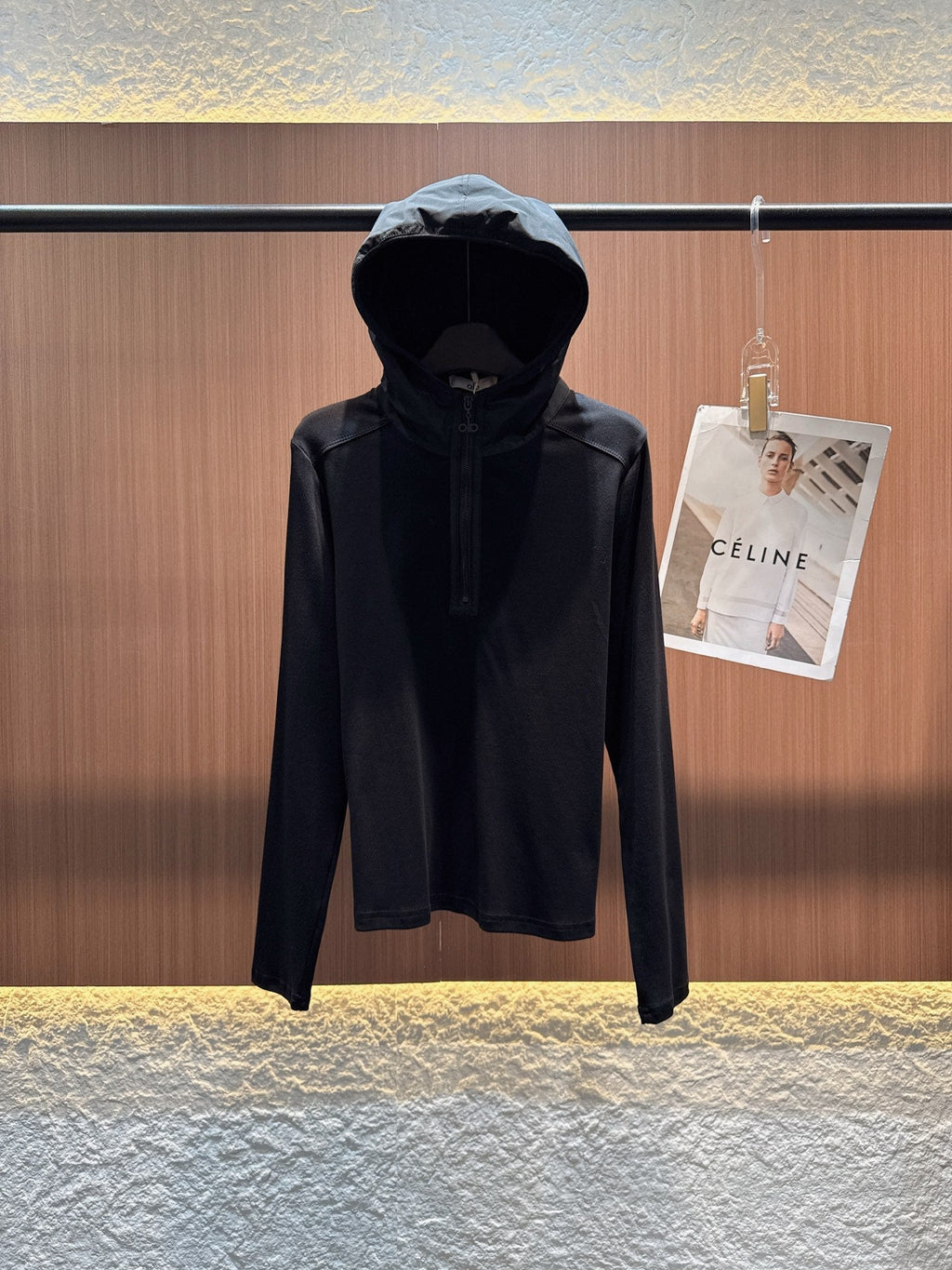 ALO HOODED T-SHIRT STYLE 30