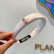 THICK HEADBAND WITH GARNITURE PRINT IN LIGHT PINK SILK 415935