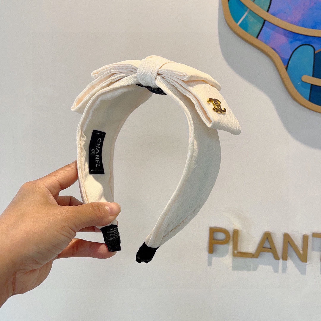 WHITE FABRIC HAIRBAND 418884