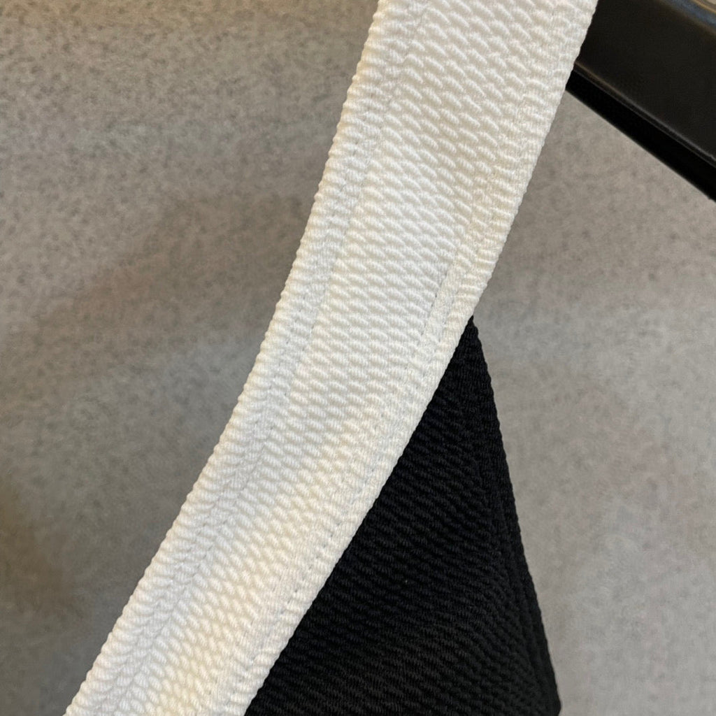 CC BIKINI SWIMSUIT SET IN BLACK AND WHITE 573554