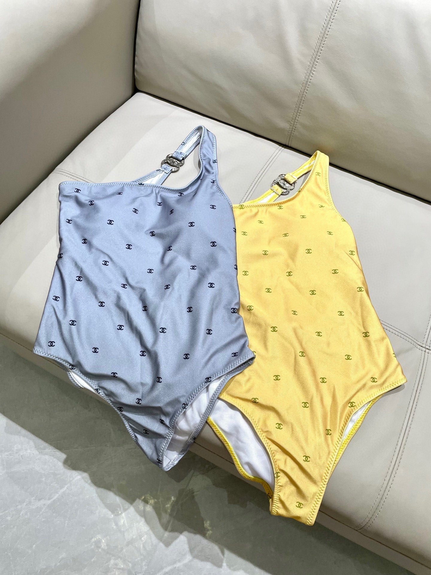 CC BIKINI SWIMSUIT SET IN YELLOW AND GREEN LOGO 593033