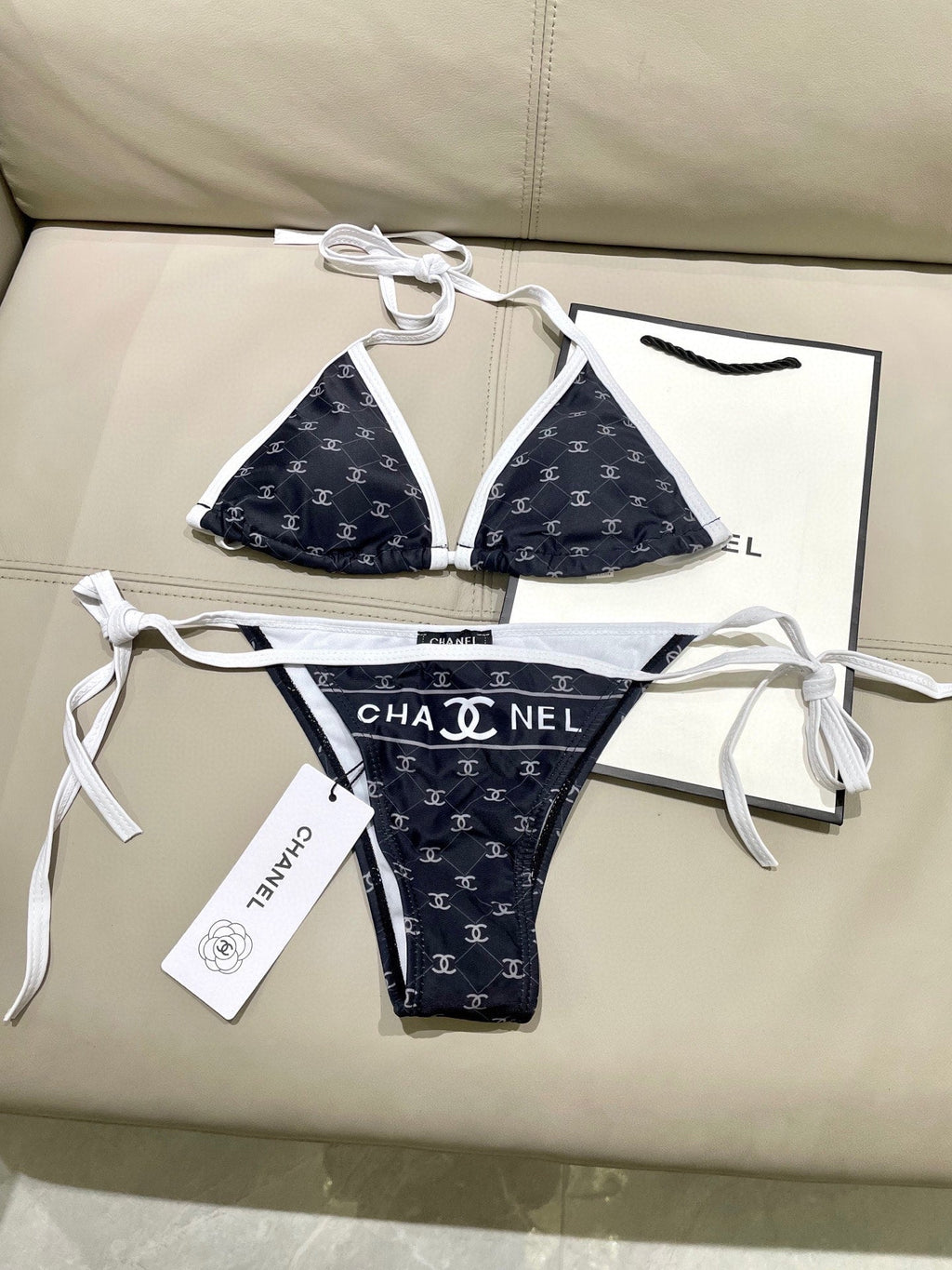 CC BIKINI SWIMSUIT SET IN BLACK AND WHITE TRIM WHITE LOGO PRINTED 608921