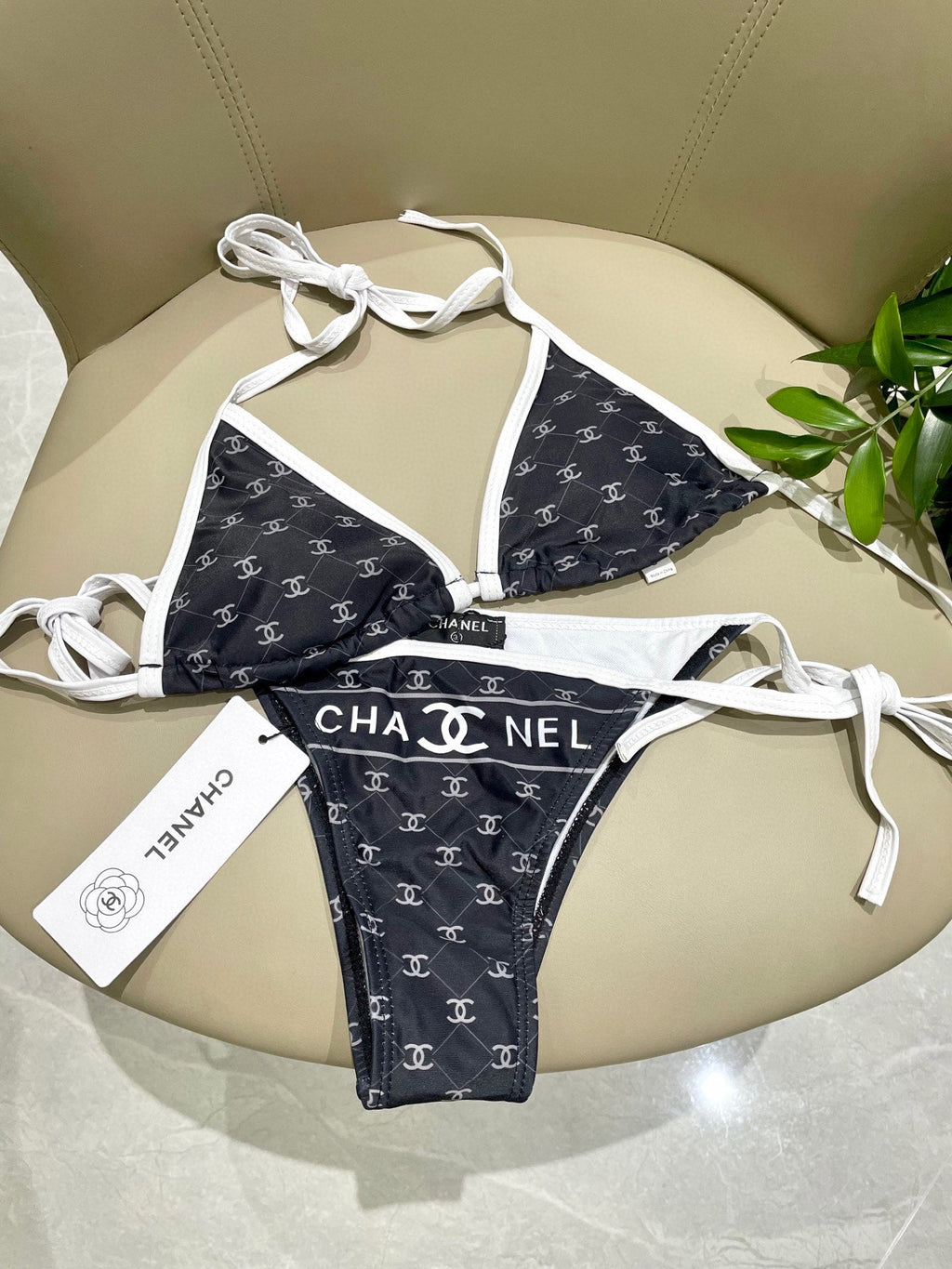 CC BIKINI SWIMSUIT SET IN BLACK AND WHITE TRIM WHITE LOGO PRINTED 608921