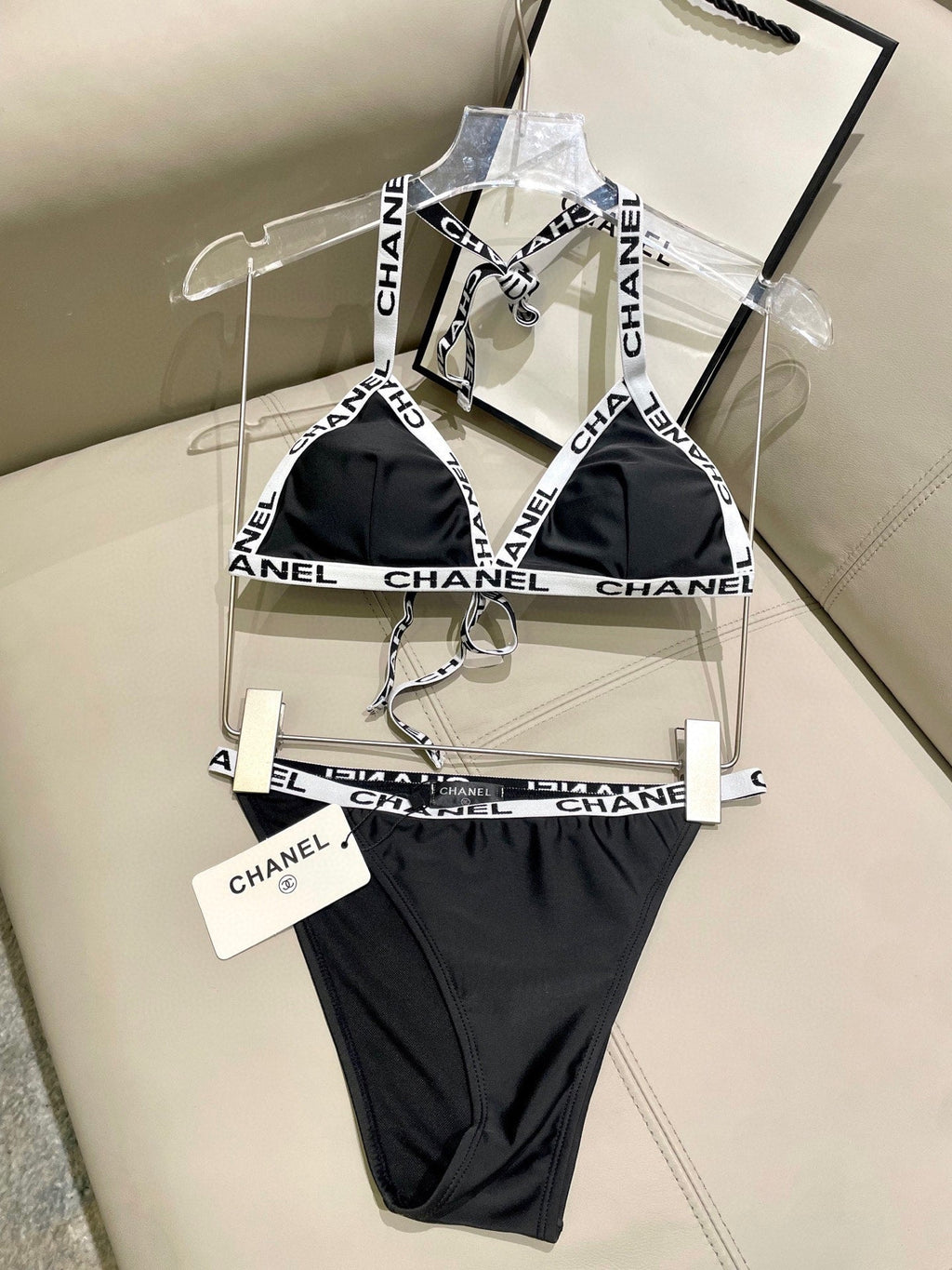 CC BIKINI SWIMSUIT SET IN BLACK WITH WHITE TRIM 627832