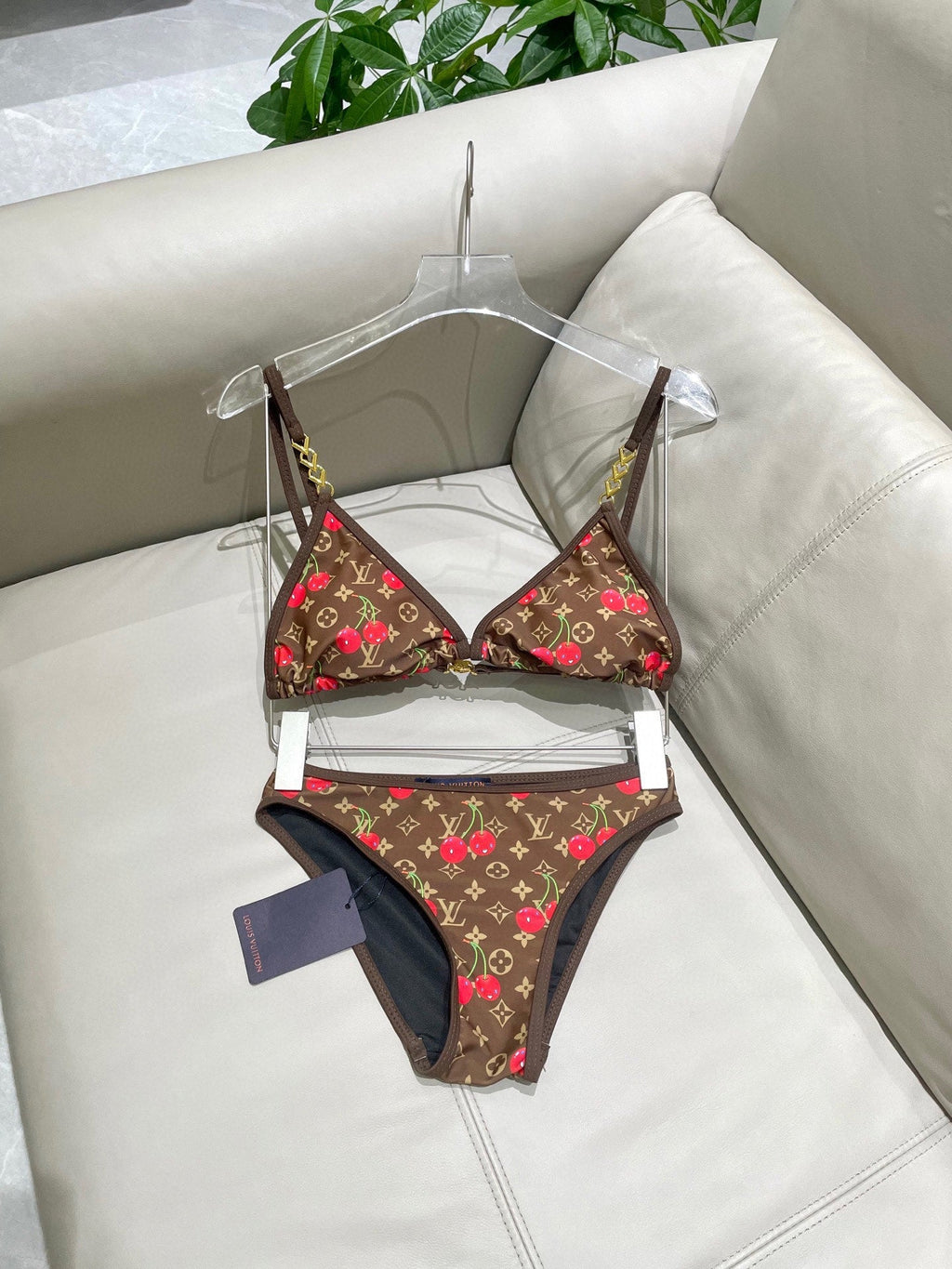 LV BIKINI 25S TWO PIECE IN 740894