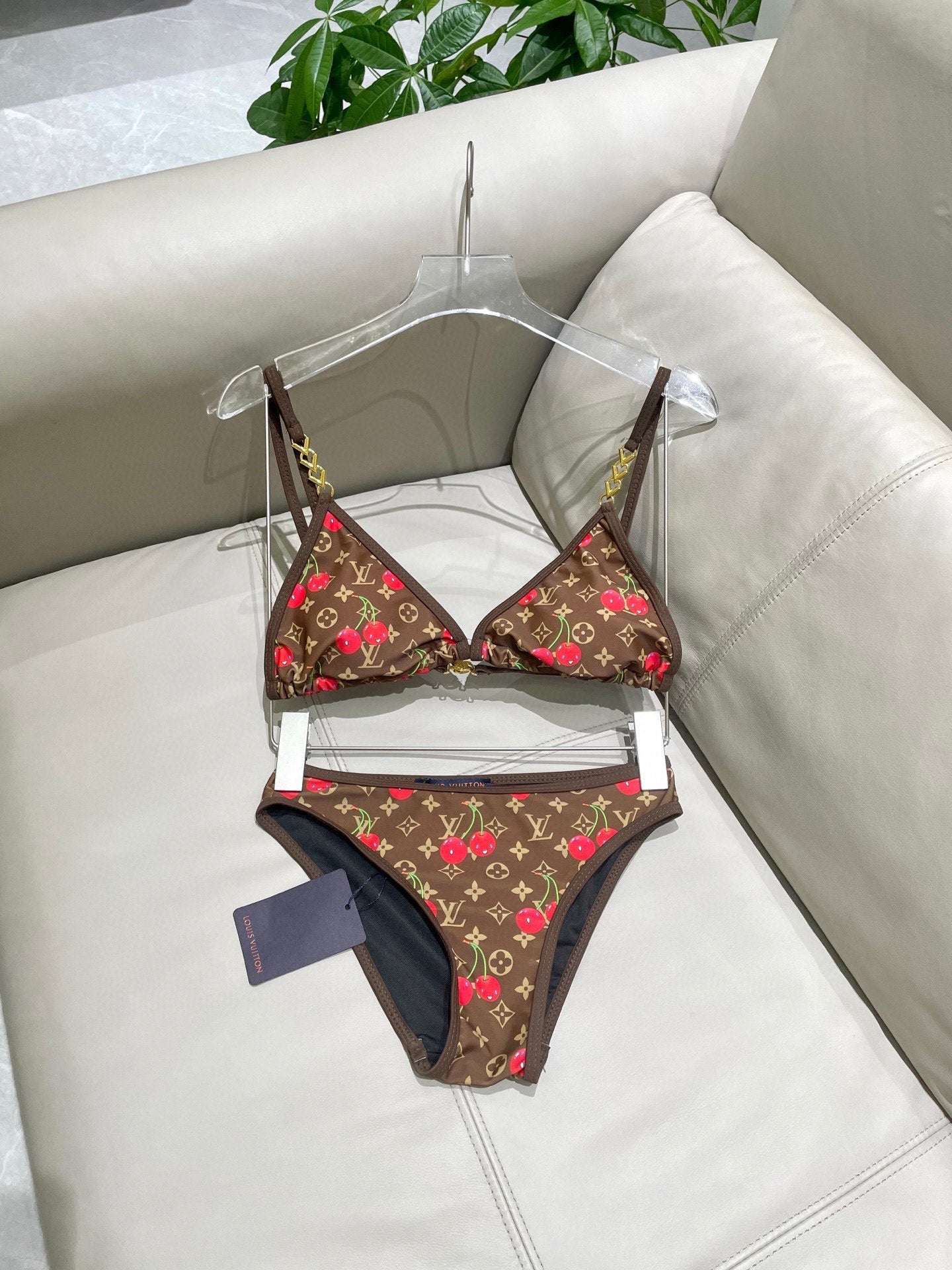 LV BIKINI 25S TWO PIECE IN 740894