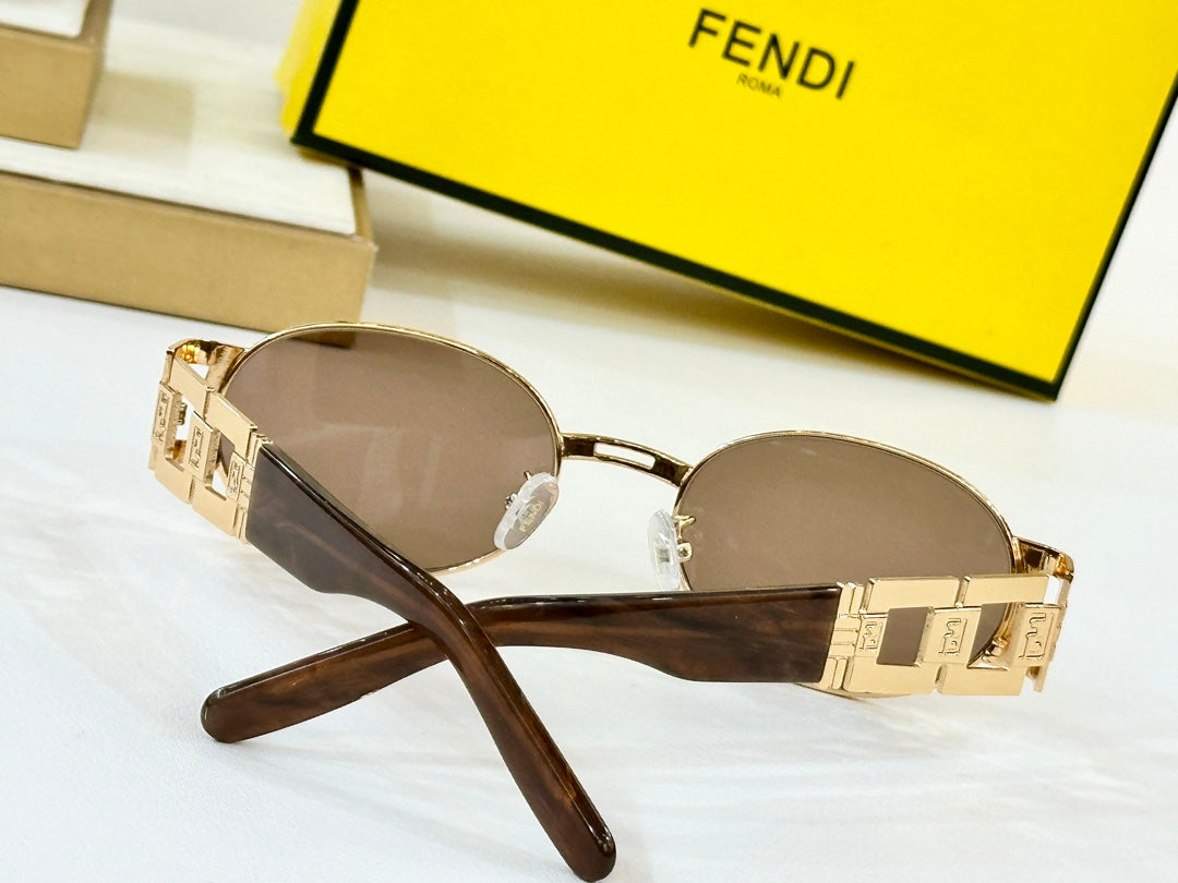 FIRST CRYSTAL OVAL FRAME SUNGLASSES 7076 IN METAL