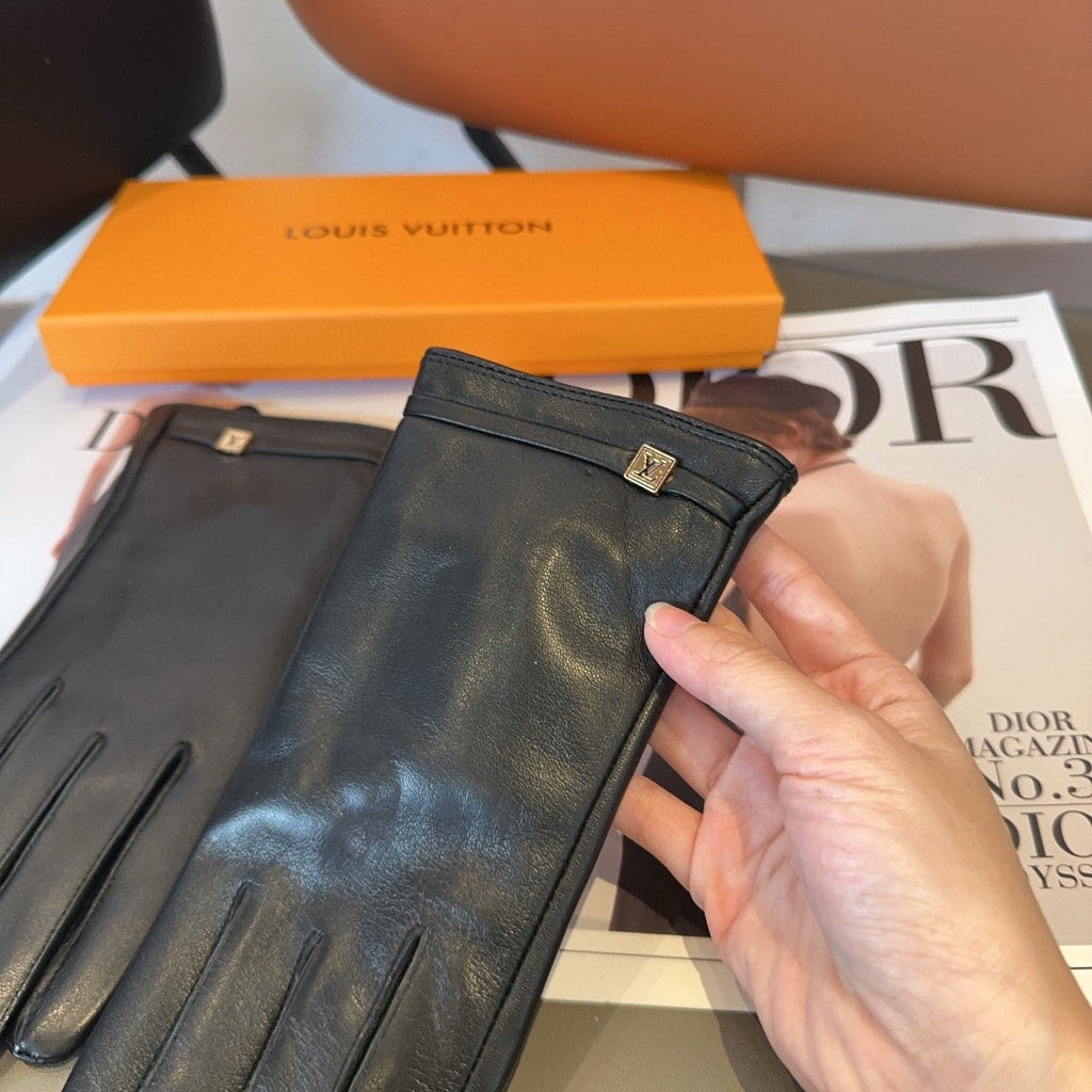 LV GLOVES IN BLACK LAMBSKIN 466818