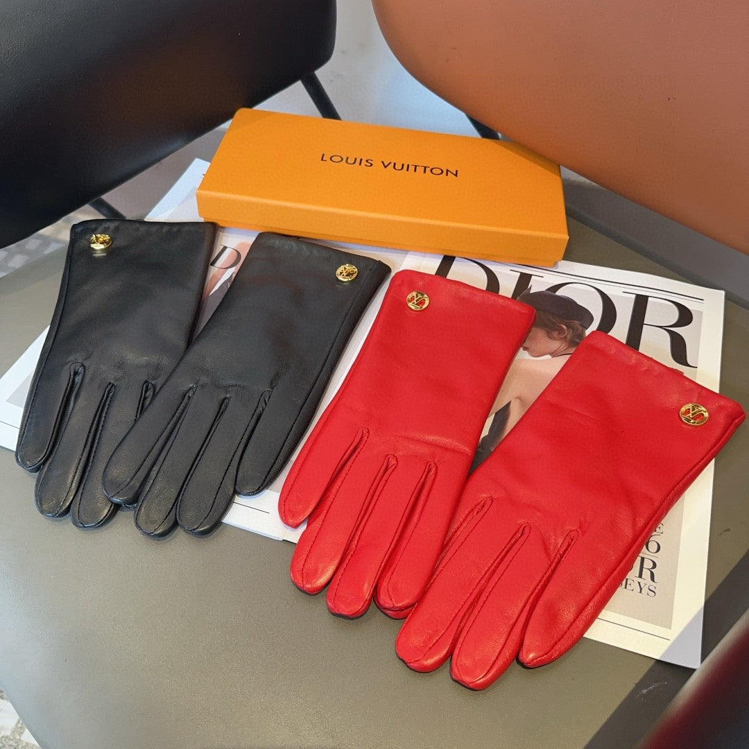 LV GLOVES IN CHERRY RED LAMBSKIN 463909