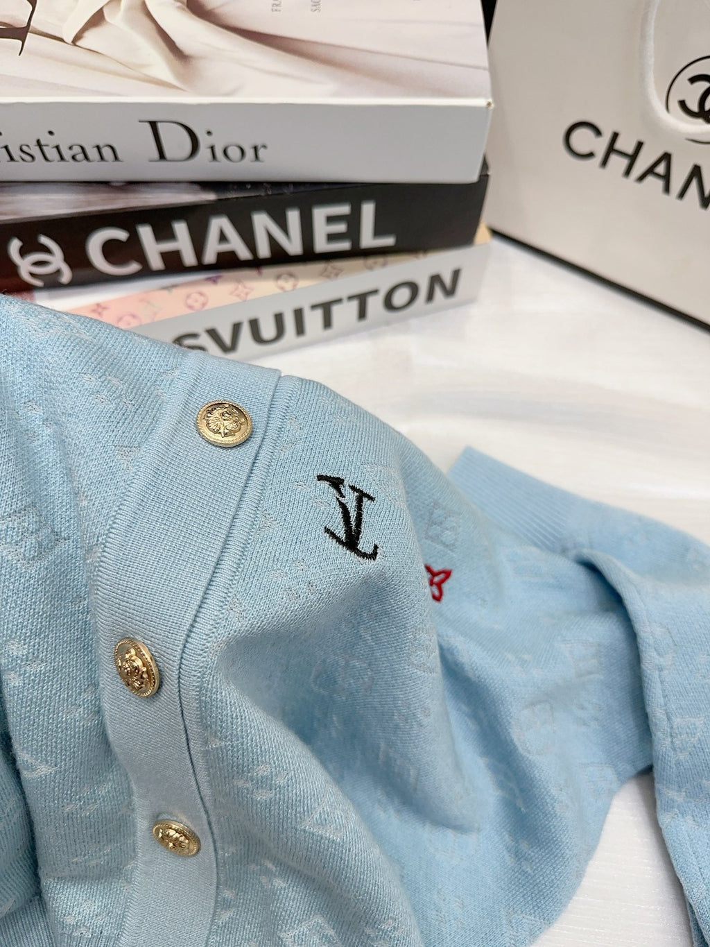 LV 25S CARDIGAN 0045