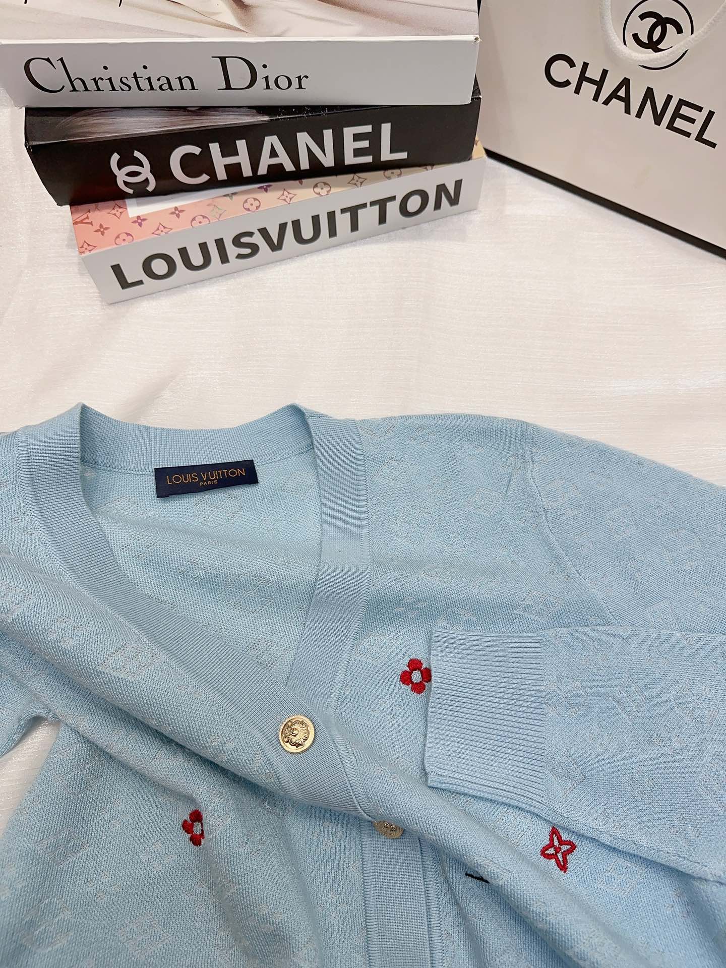 LV 25S CARDIGAN 0045