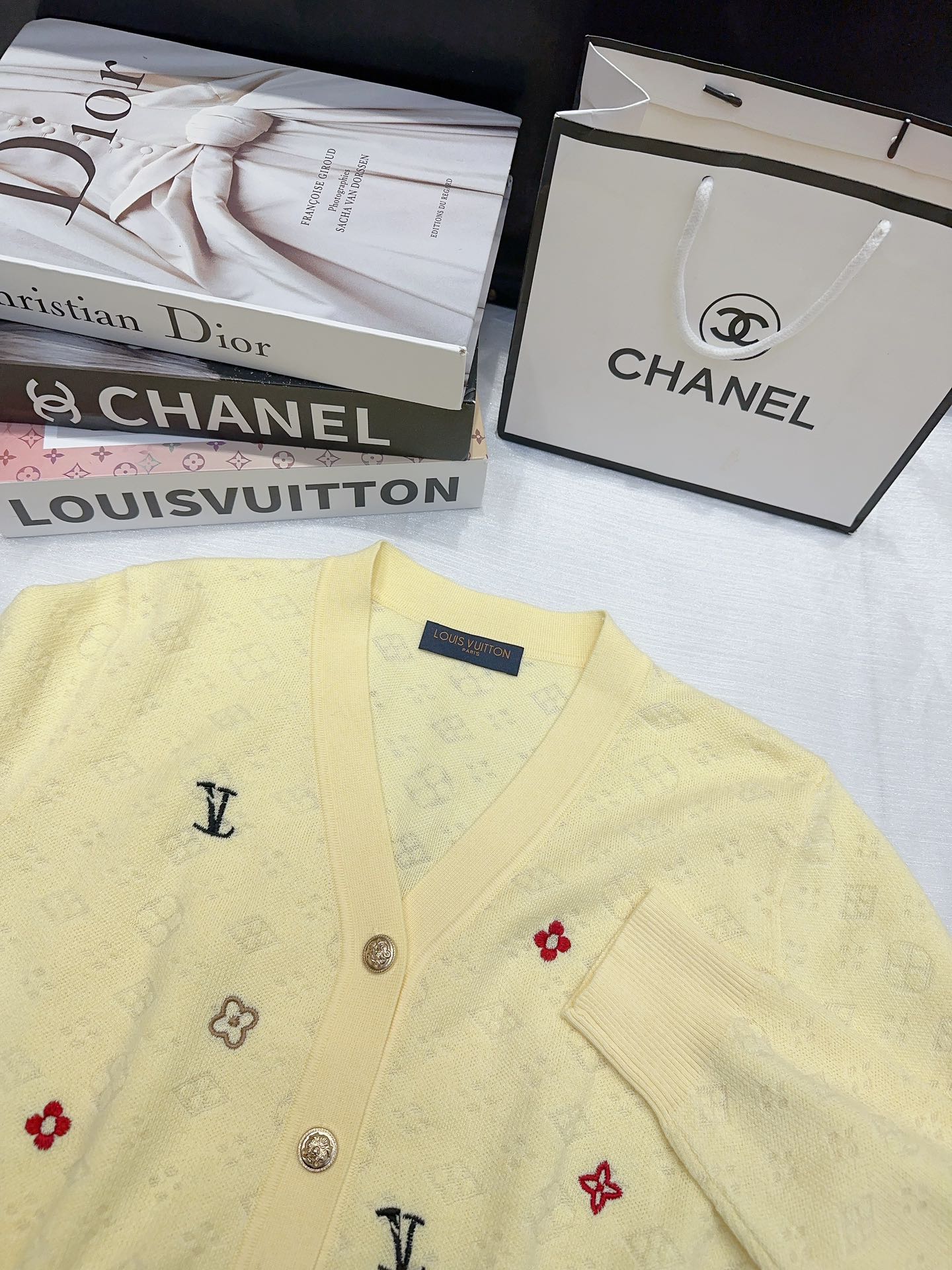 LV 25S CARDIGAN 0046