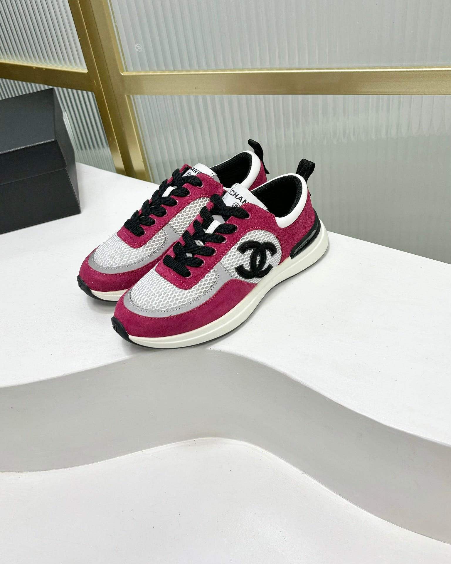 SNEAKER IN BARBIE PINK SUEDE AND GREY BREATHABLE MESH