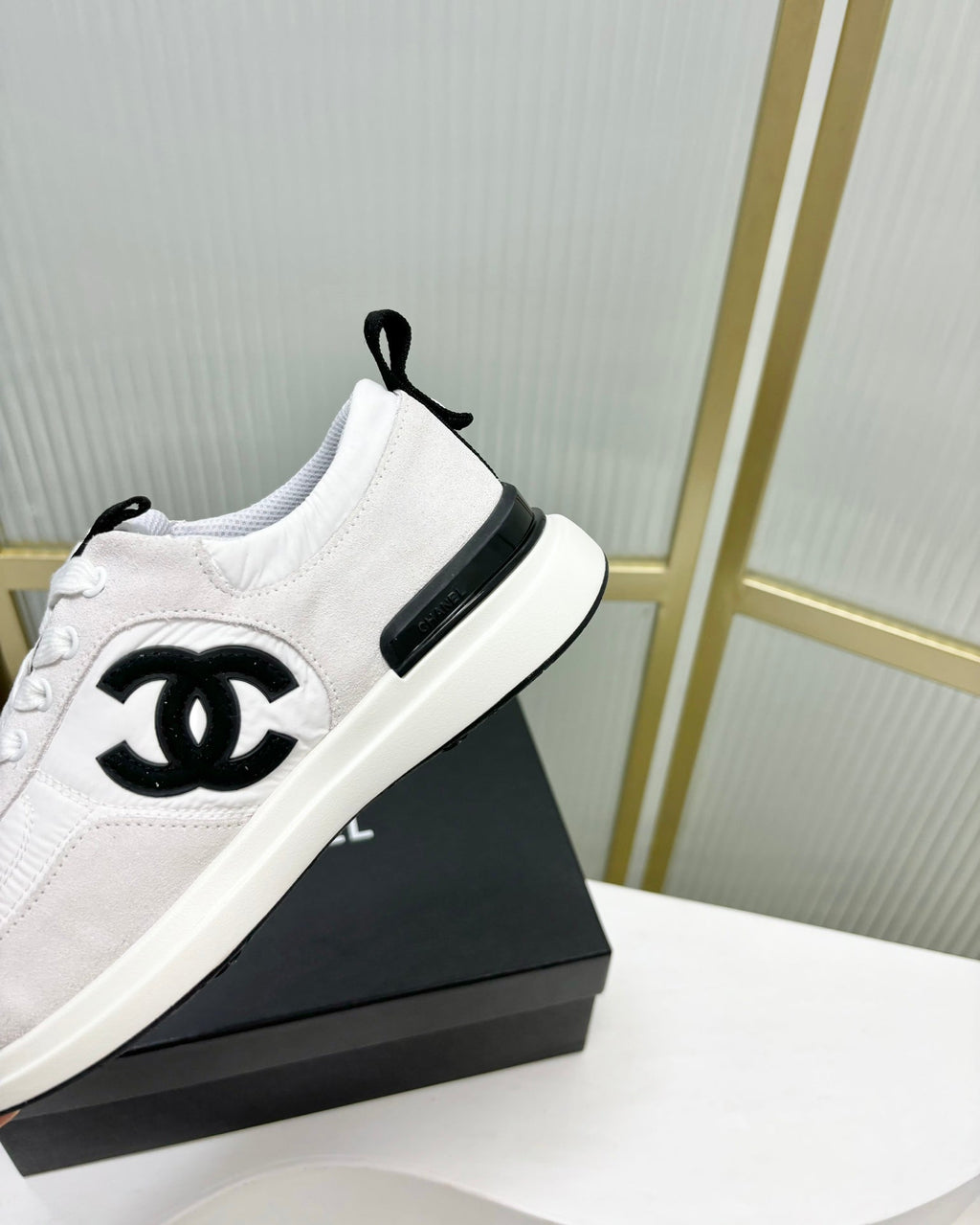 SNEAKER IN WHITE MIX GREY SUEDE