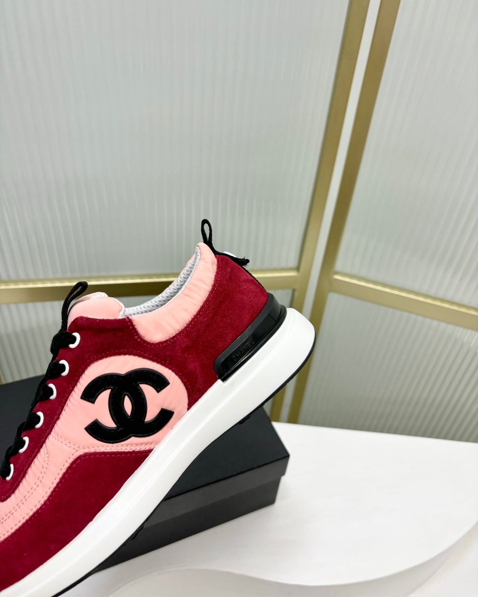 SNEAKER IN LIGHT PINK MIX CHERRY RED SUEDE