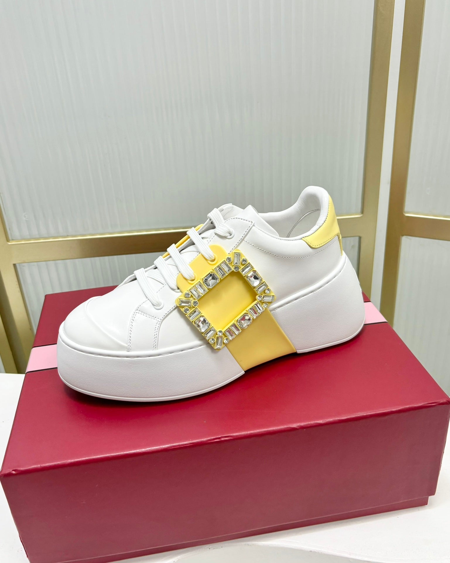 VIV' SKATE SNEAKERS IN WHITE CALFSKIN YELLOW GLITTER STRAP AND CRYSTAL BUCKLE