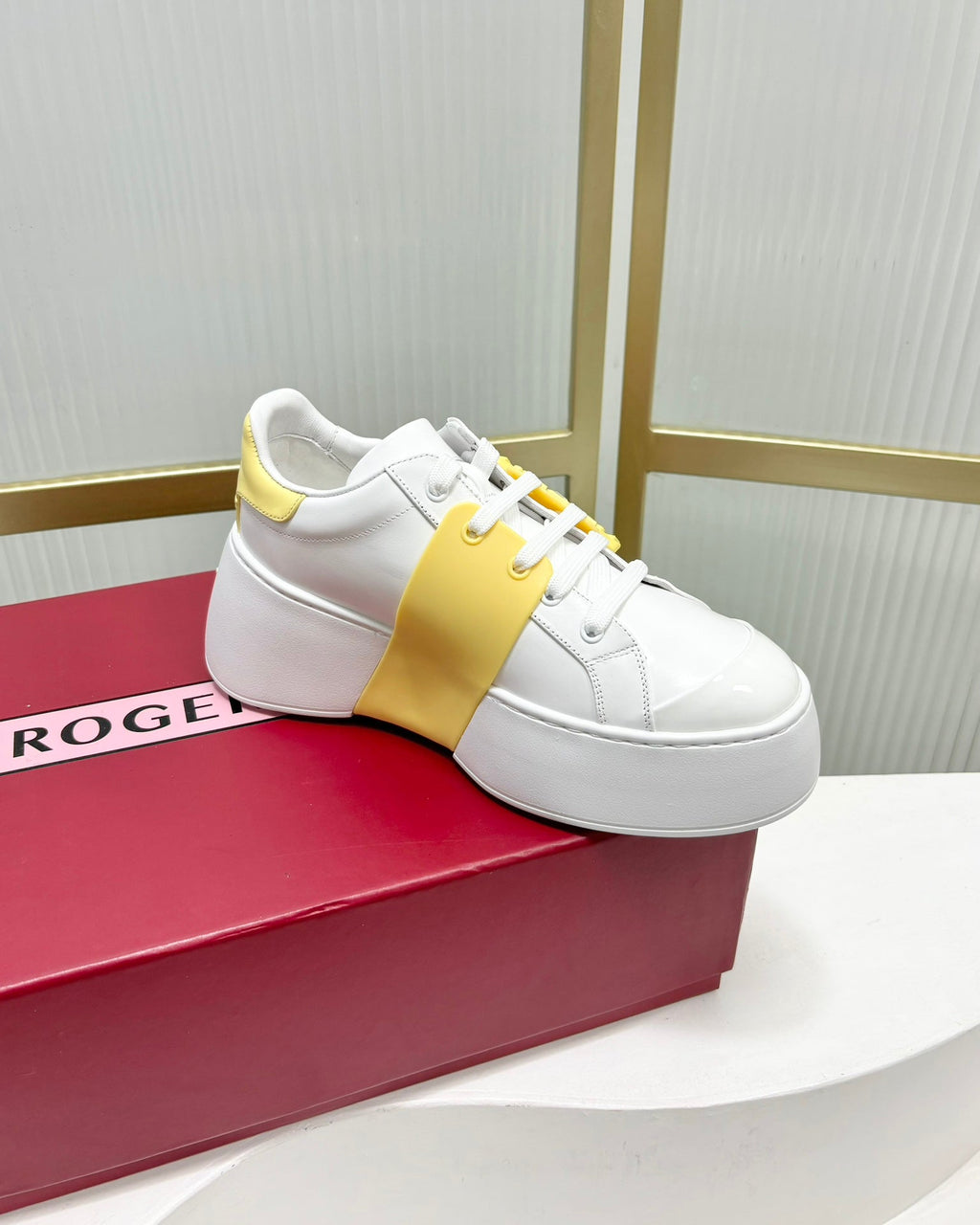 VIV' SKATE SNEAKERS IN WHITE CALFSKIN YELLOW GLITTER STRAP AND CRYSTAL BUCKLE