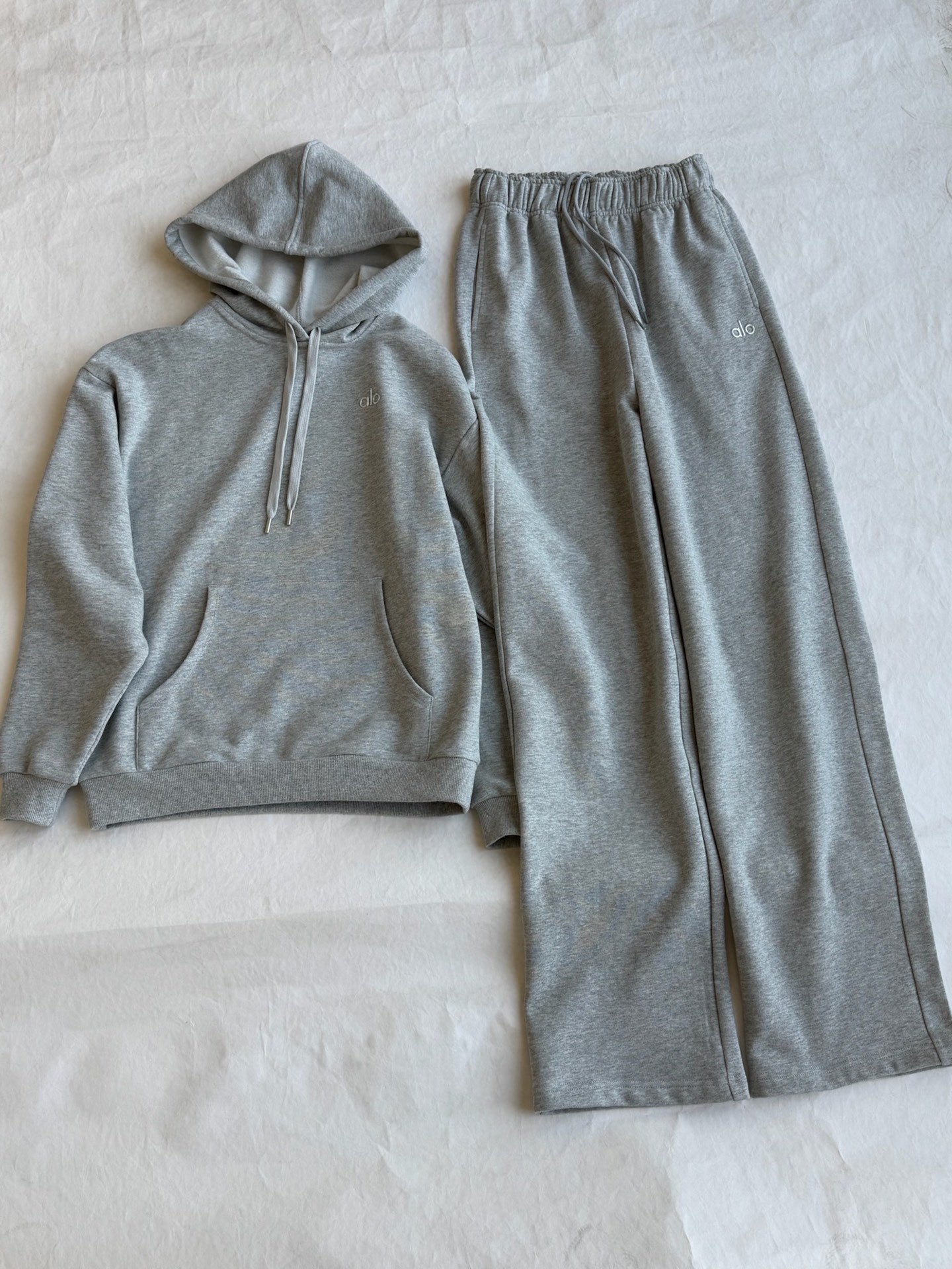 ALO SWEATSUIT SET STYLE 26