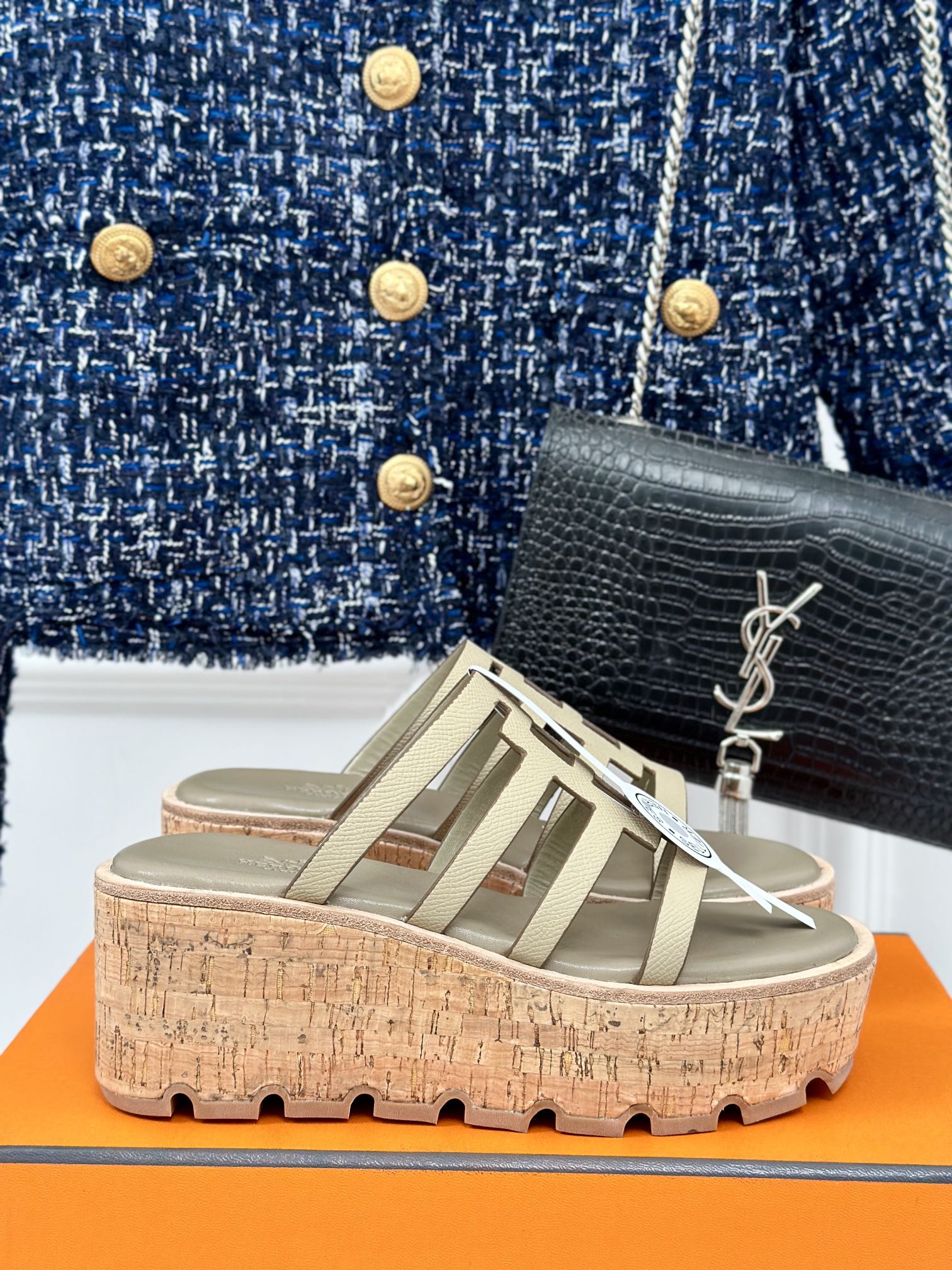 ISABELLA SANDAL TORTILLA CALFSKIN