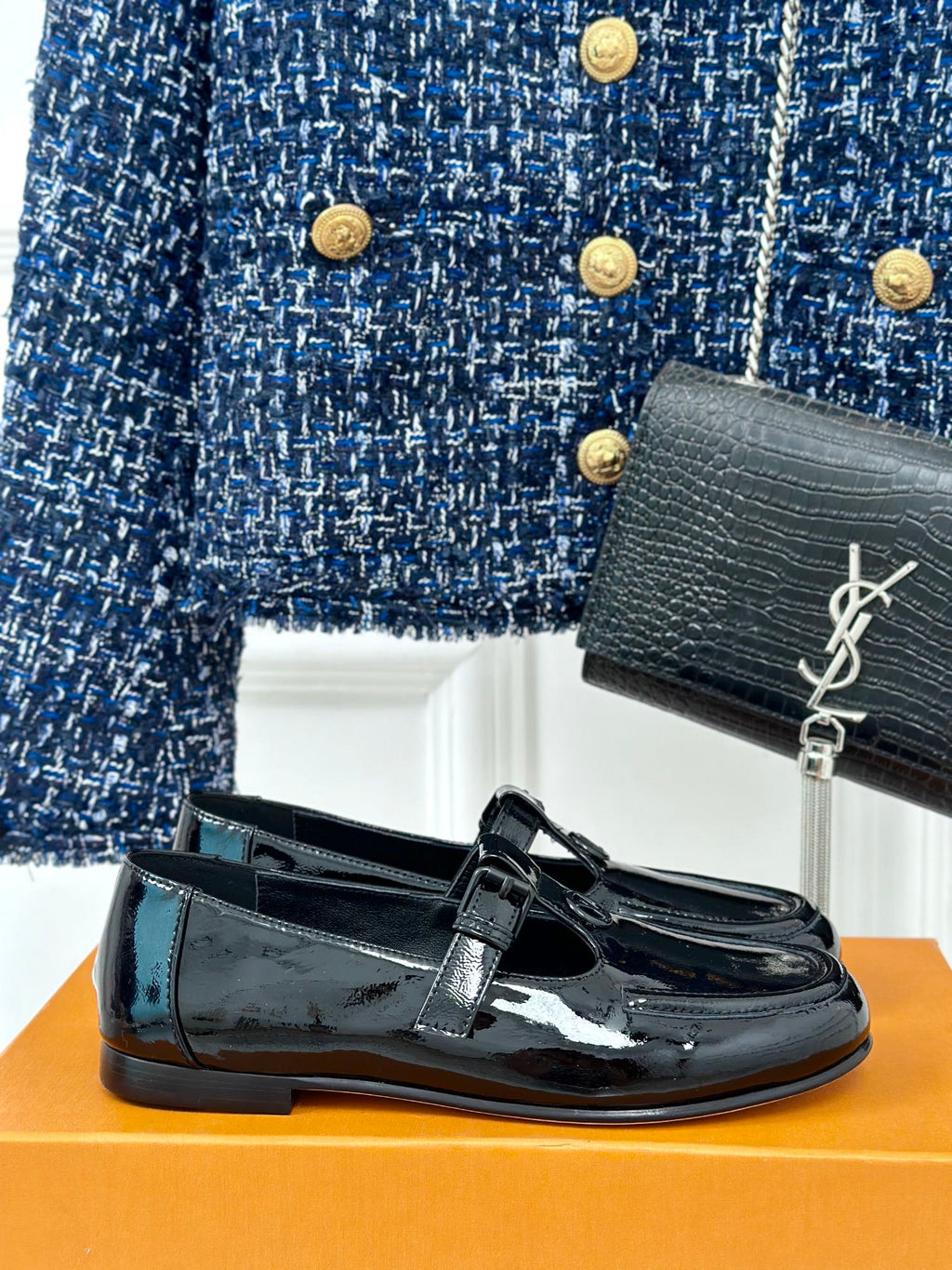 LV WOMEN SOHO FLAT MARY JANE IN BLACK CALFSKIN