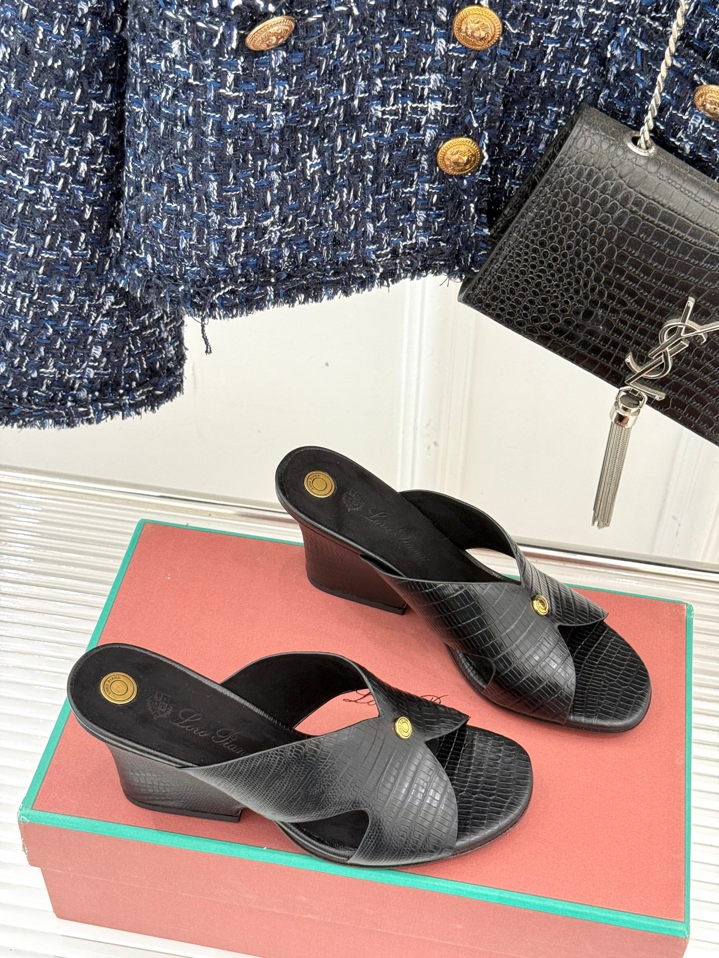 LP HIGH HEEL 25S IN BLACK LAMBSKIN SNAKE EMBOSSING