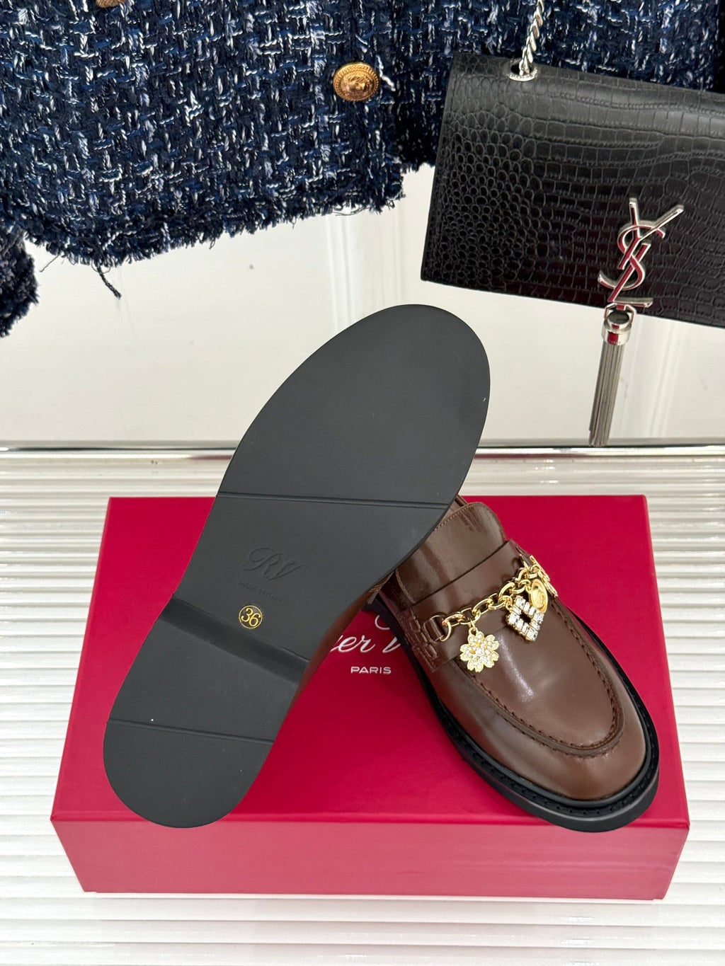 ROGER VIVIER 25S RANGERS CHAIN LOAFER IN BROWN CALFSKIN