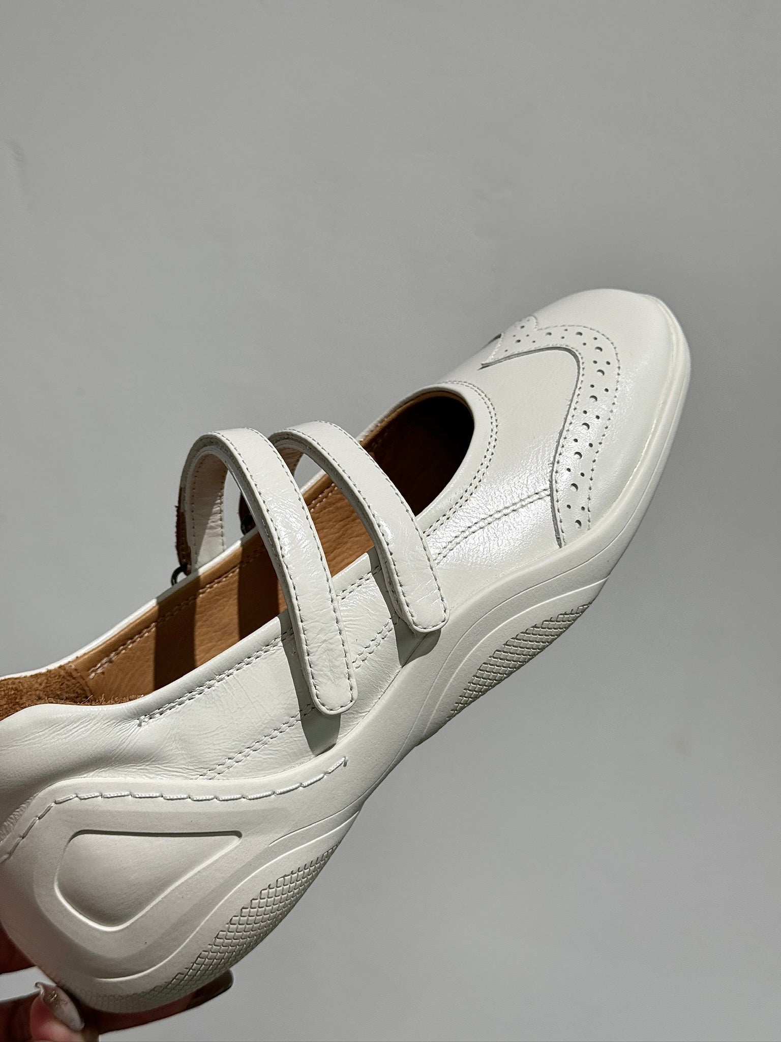 LP DOUBLE-STRAP MARY JANE FLATS 25S IN WHITE LAMBSKIN