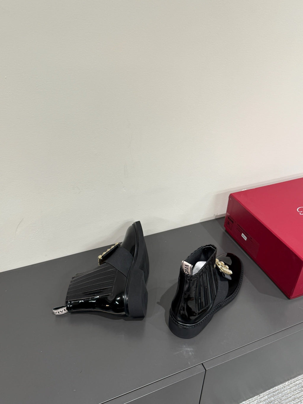 VIV' RANGERS CHELSEA BOOTIES IN GLOSSY BLACK CALFSKIN CRYSTAL BUCKLE