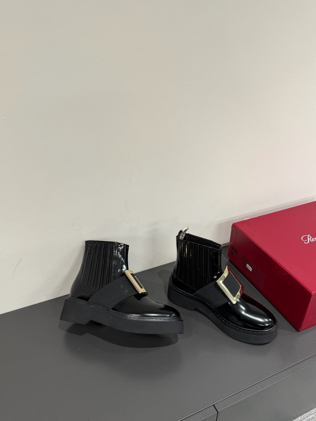 VIV' RANGERS CHELSEA BOOTIES IN BLACK CALFSKIN GOLD BUCKLE