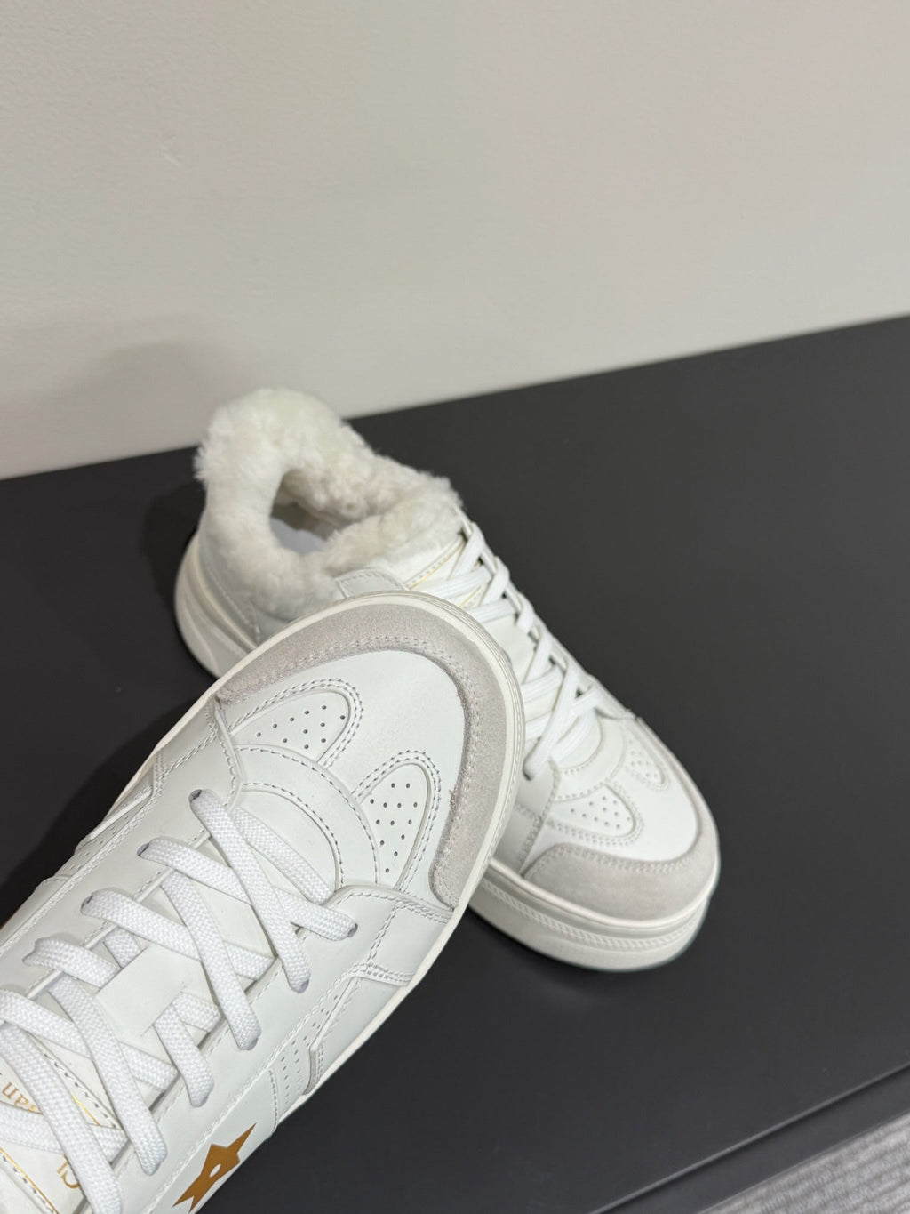 YELLOW STAR SNEAKER WHITE CALFSKIN AND SUEDE CALFSKIN WITH SHEARLING LINING