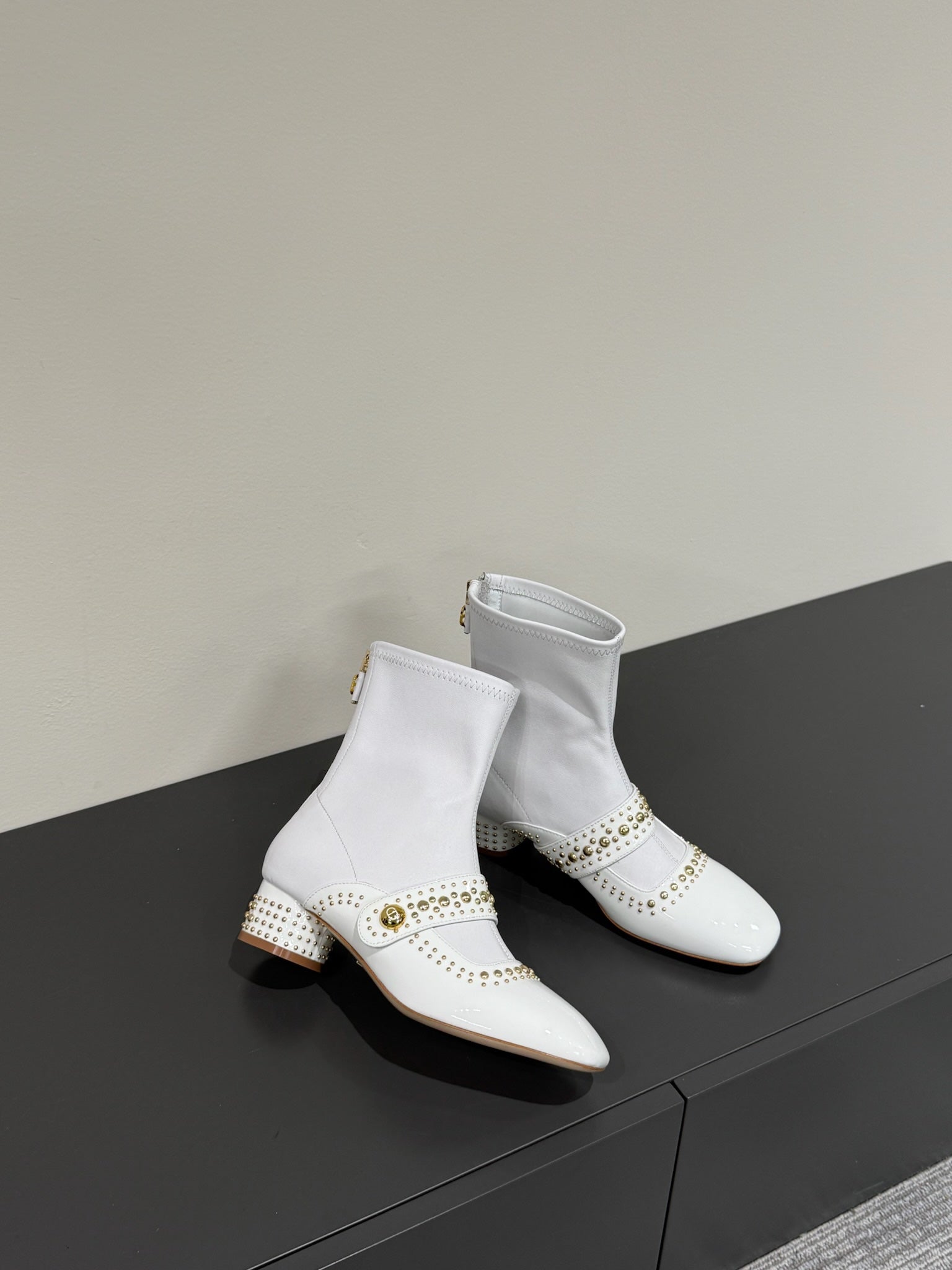 BELLE-D HEELED ANKLE BOOT WHITE PATENT CALFSKIN