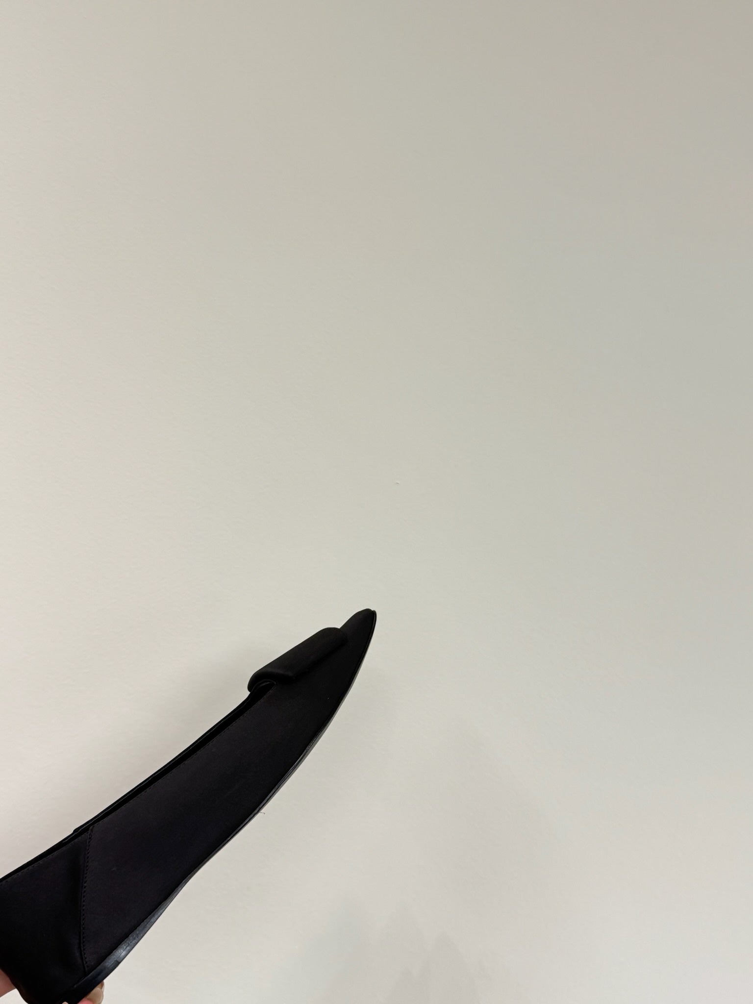 POPPY BALLET FLATS IN BLACK SILK