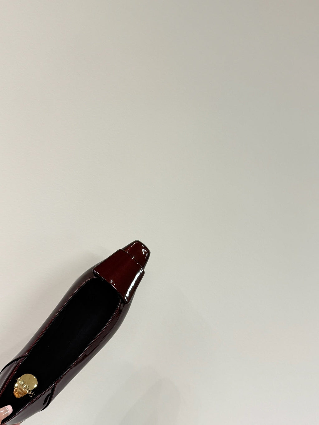 BALLERINA FLATS IN MAHAGANY RED PATENT CALFSKIN