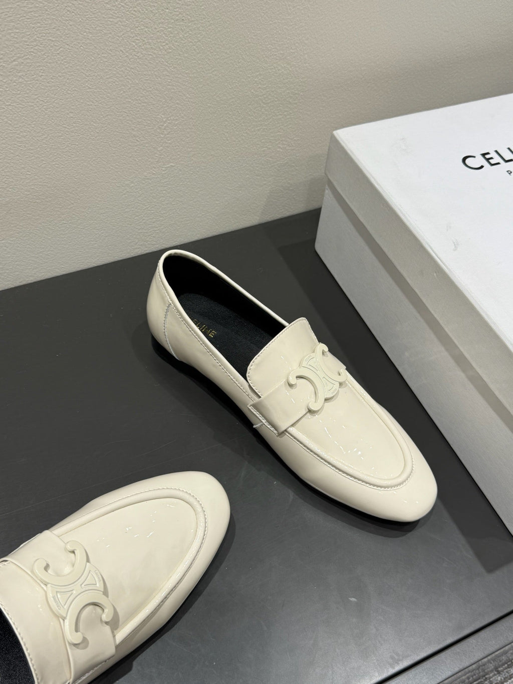 TRIOMPHE LOAFERS IN WHITE PATENT CALFSKIN