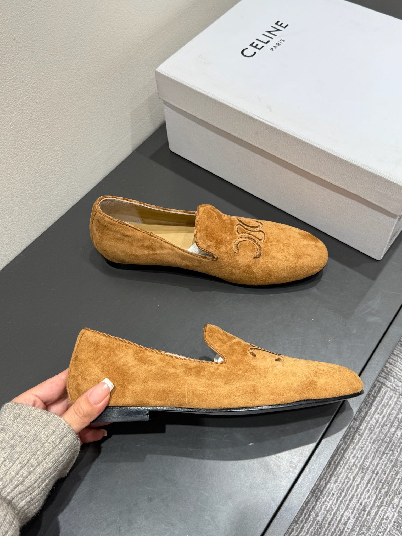 LOAFERS IN PEANUT BROWN SUEDE EMBROIDERED LOGO
