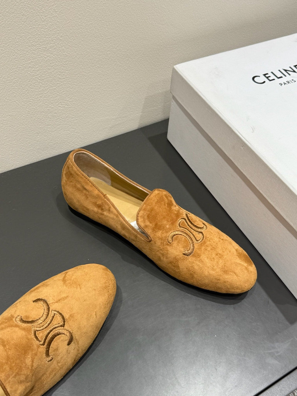 LOAFERS IN PEANUT BROWN SUEDE EMBROIDERED LOGO