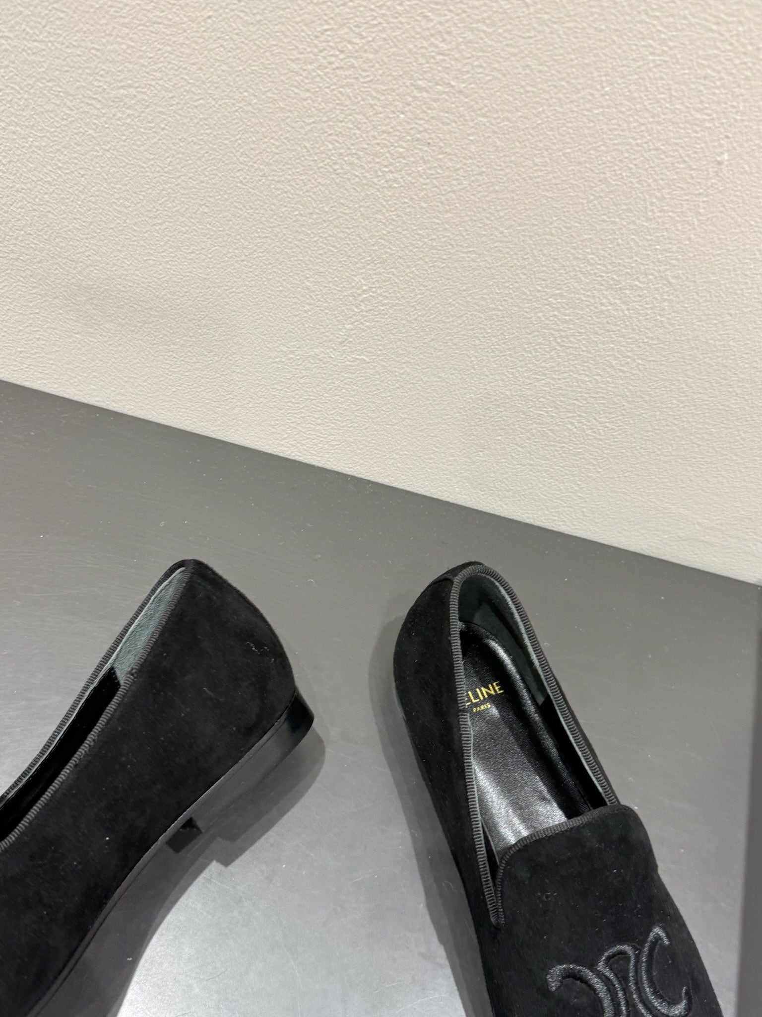 LOAFERS IN BLACK SUEDE EMBROIDERED LOGO