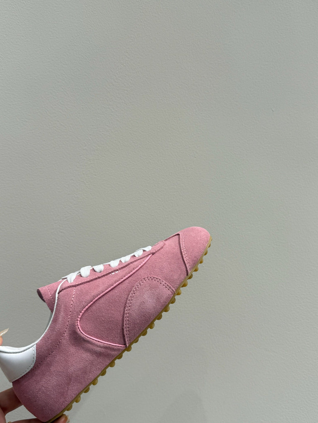 LACE-UP SNEAKER IN PINK SUEDE