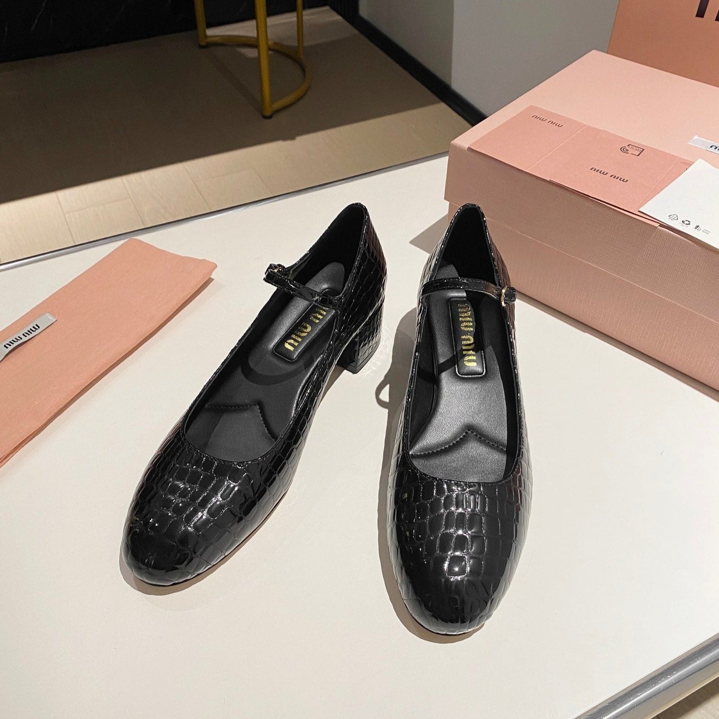 MARY JANE SHOES CLASSIC AND UNIQUE BLACK SHEEPSKIN