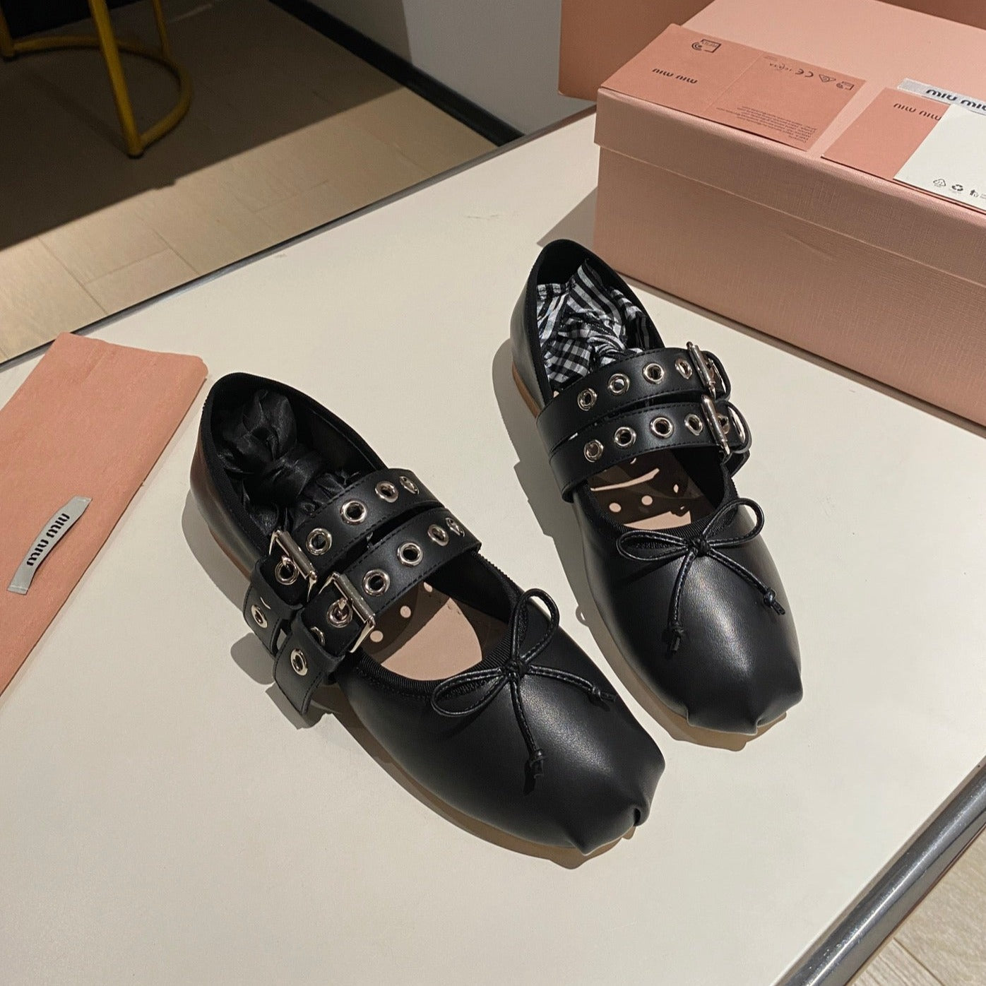 BALLET FLAT SHOES BLACK LAMBSKIN WITH UNIQUE BLACK STRAPS