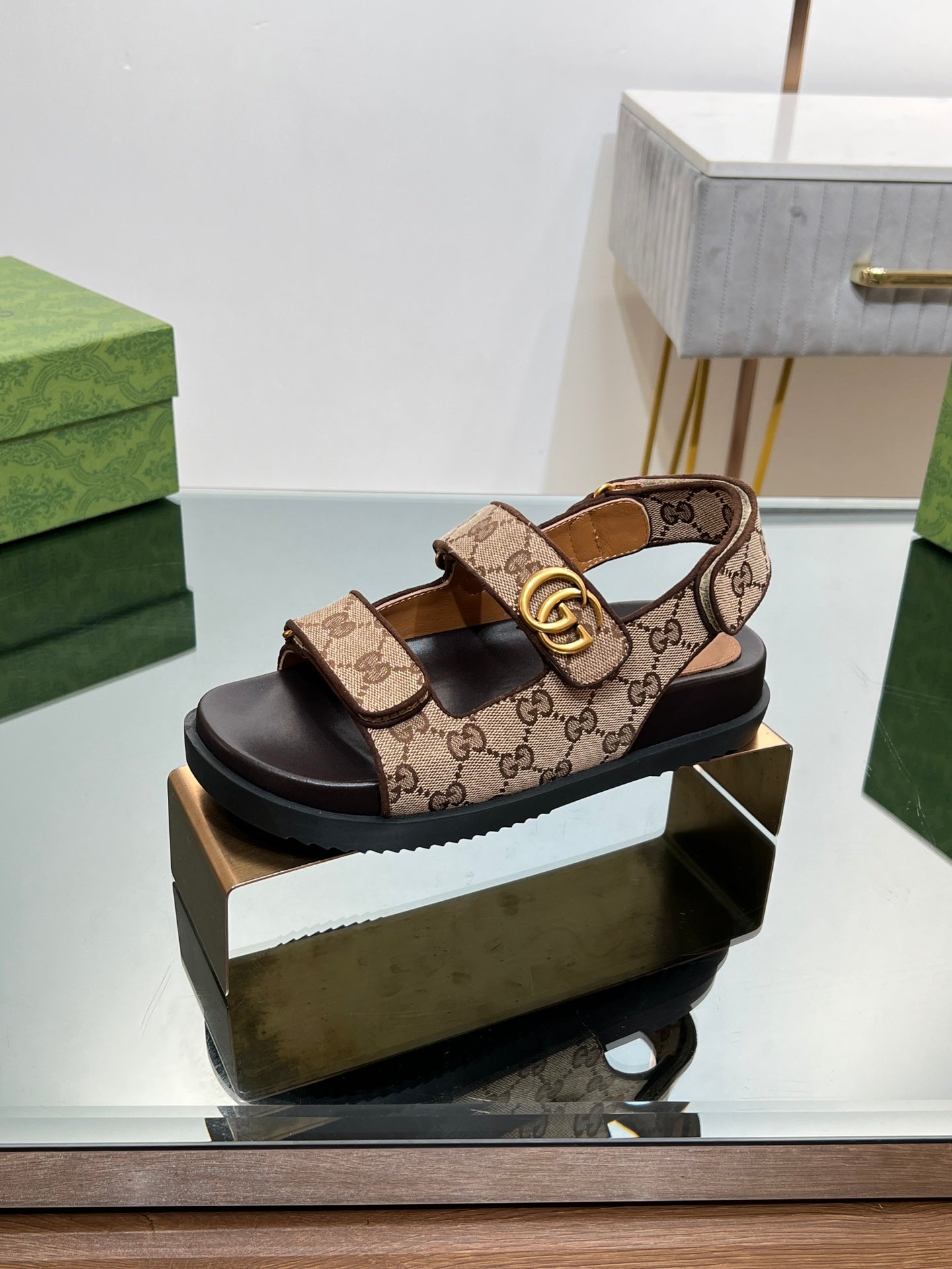 GG  SANDAL WITH DOUBLE G PECAN CARO LAMBSKIN